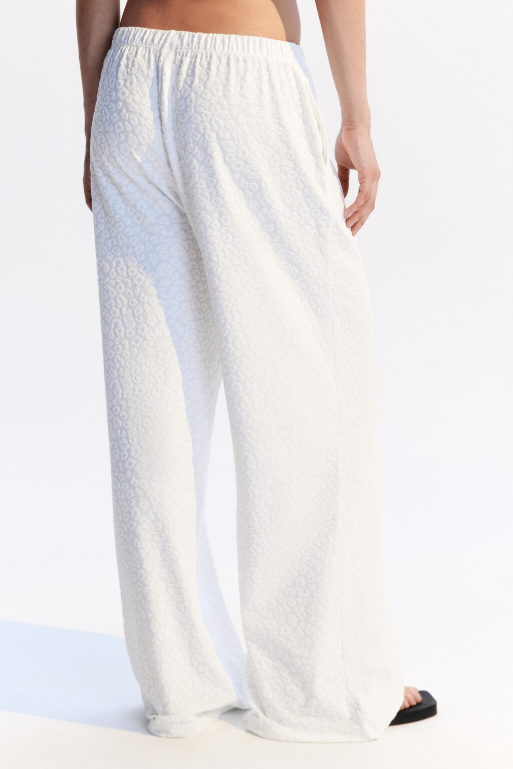 Брюки пляжные фактурные - цвет белый - 3