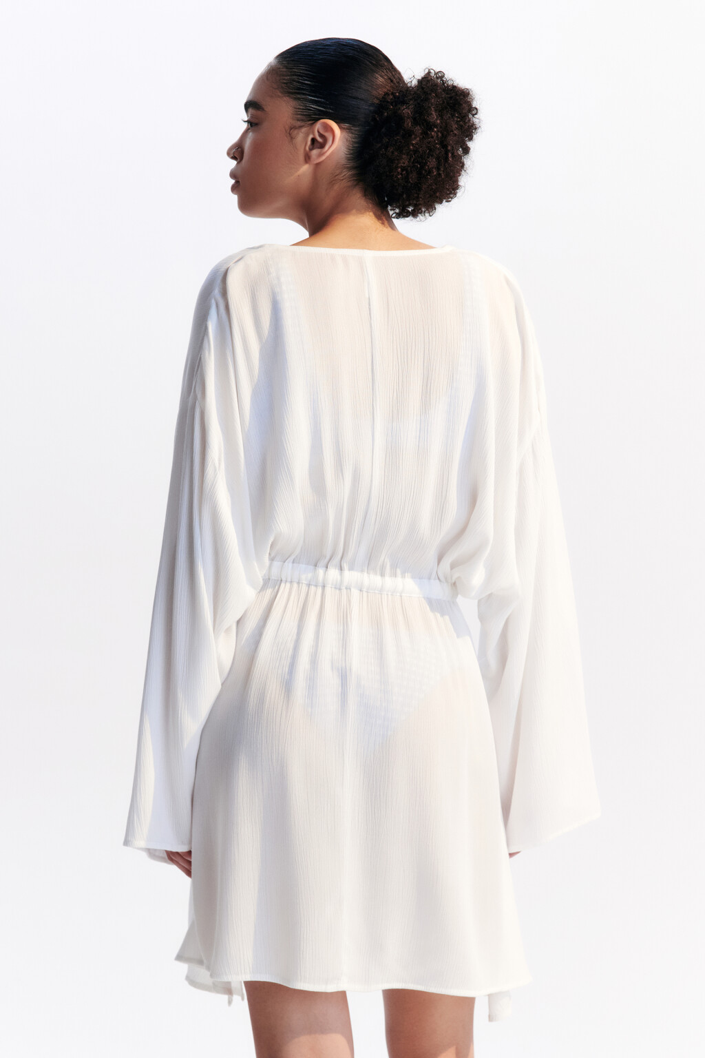 Туника пляжная вискозная с поясом - цвет белый - 4