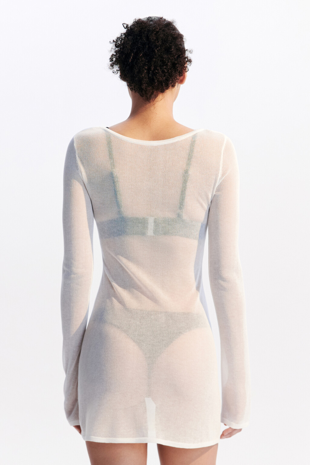 Платье мини пляжное из вискозы - цвет белый - 4