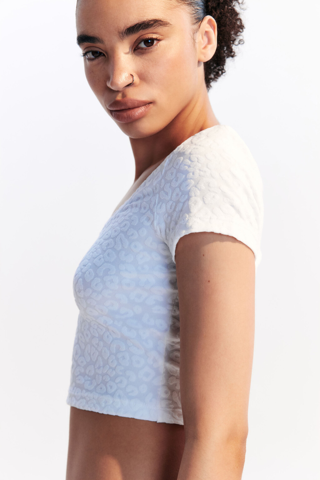 Футболка-топ пляжная фактурная - цвет белый - 2