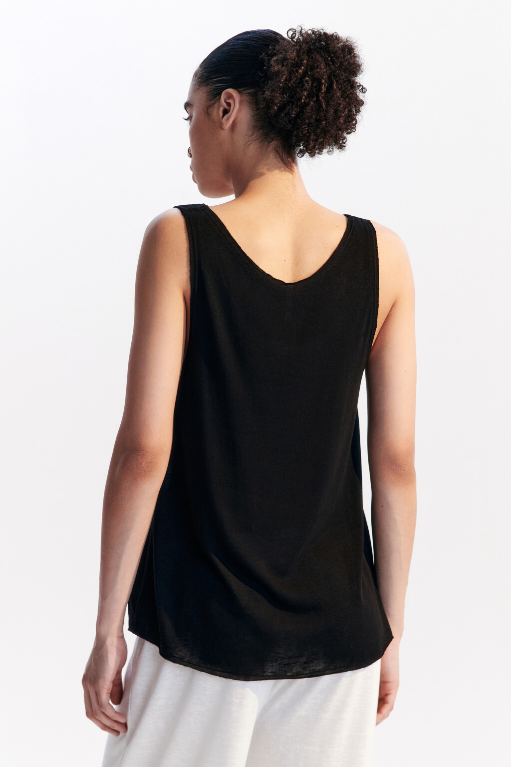 Майка свободная пляжная из вискозы - цвет черный - 3