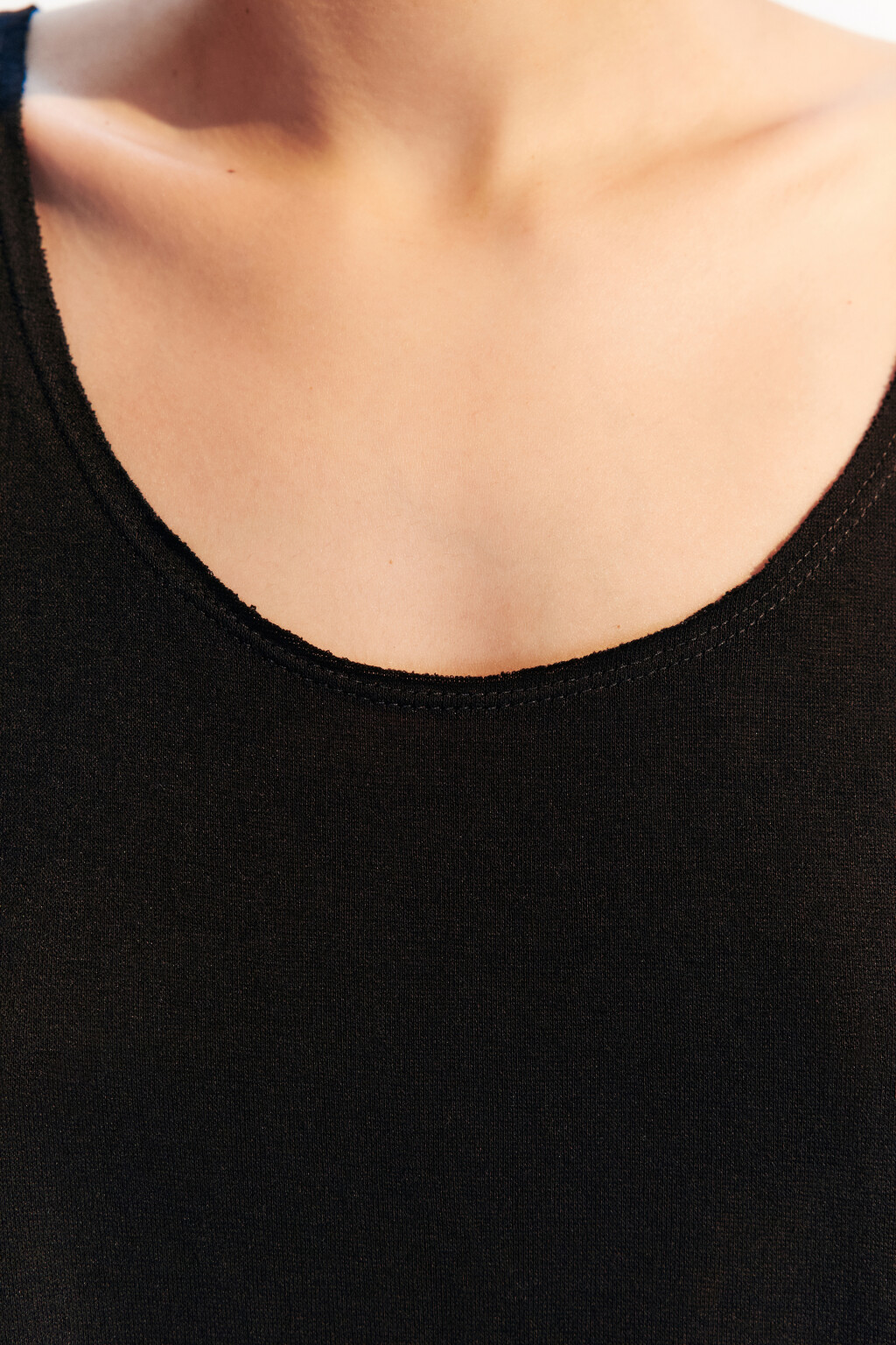 Майка свободная пляжная из вискозы - цвет черный - 5