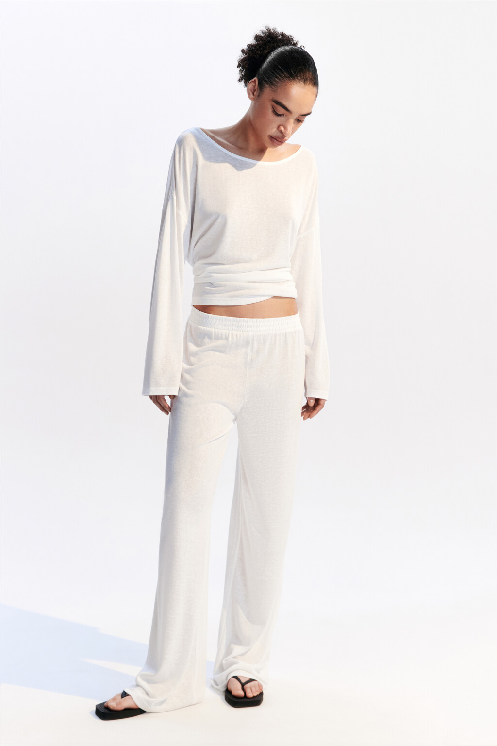 Лонгслив свободный пляжный из вискозы - цвет белый - 4