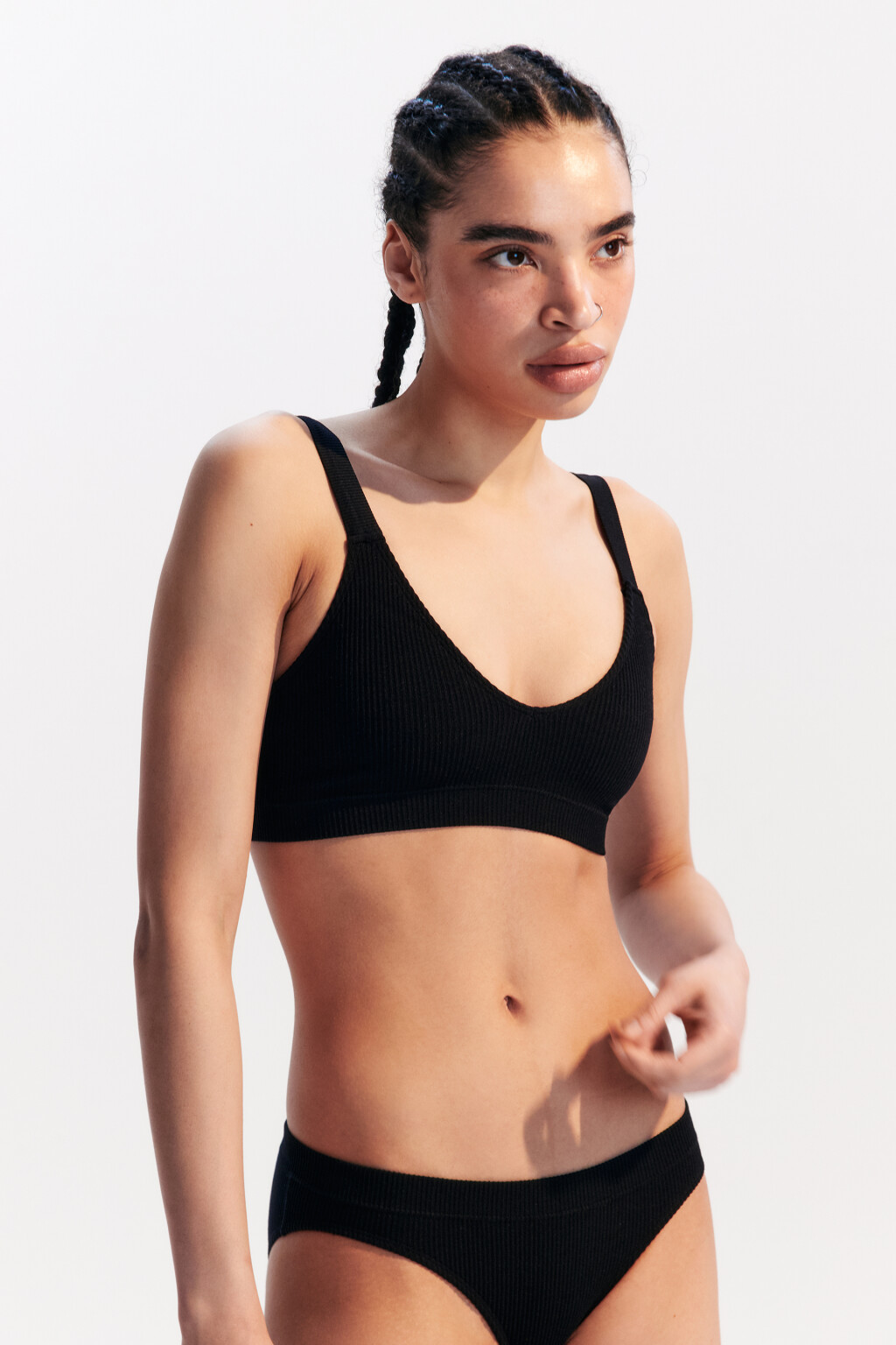 Лиф-топ купальный на широких бретелях - цвет черный - 2