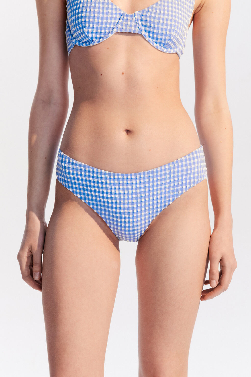 Трусы-слипы купальные из жатой ткани - цвет голубой - 3