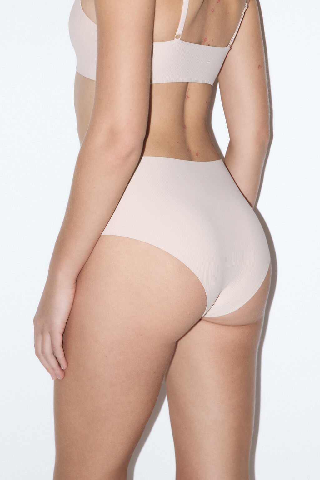 Трусы-слипы в рубчик с высокой посадкой - цвет бежевый - 3