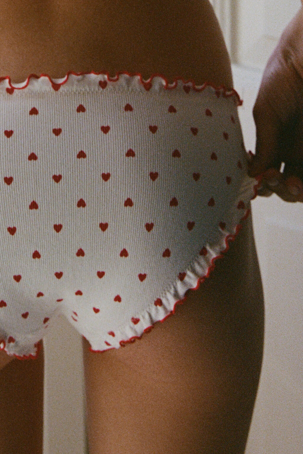 Трусы-слипы в рубчик с принтом - цвет красный - 6