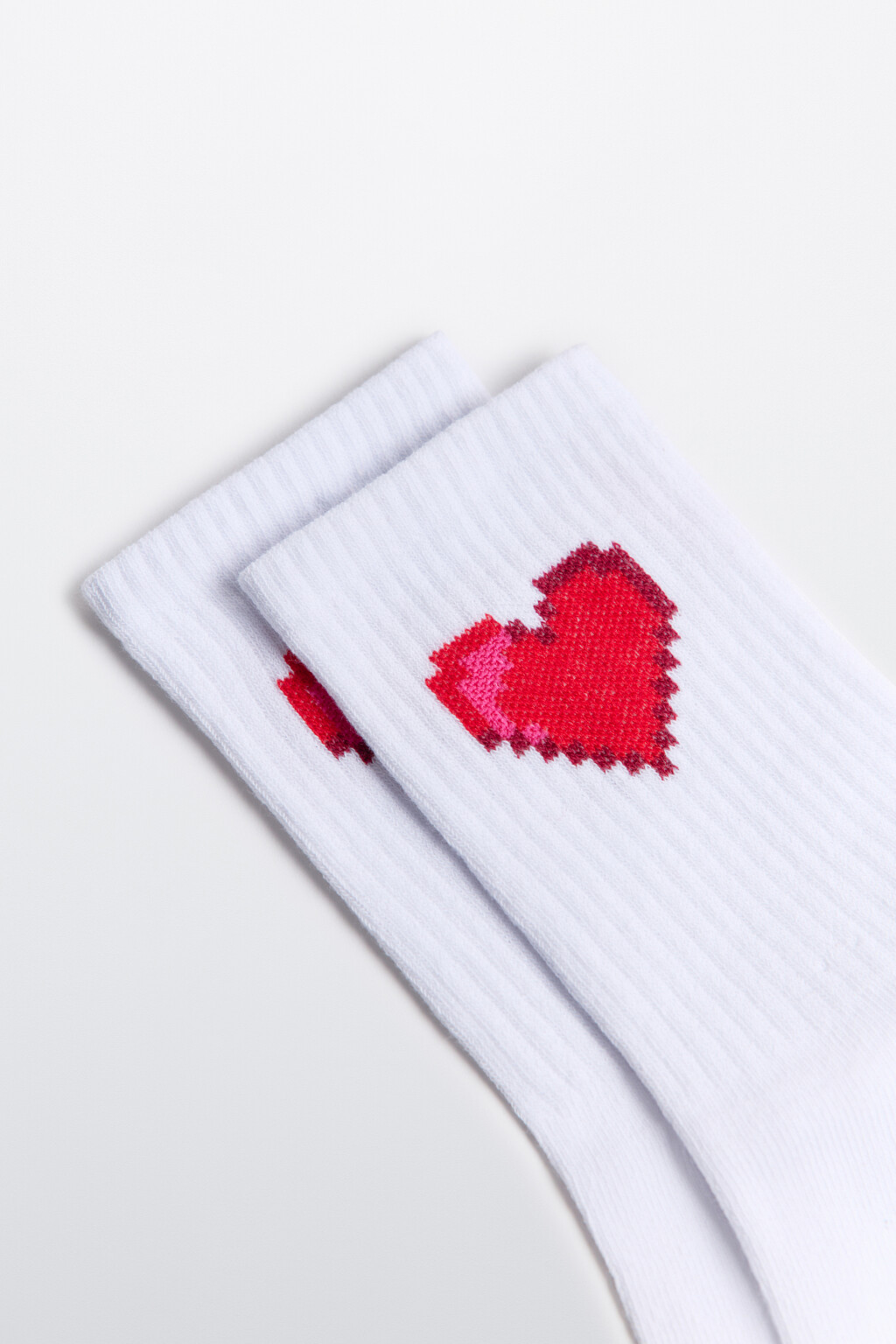 Носки длинные с принтом в сердечко - цвет красный - 2