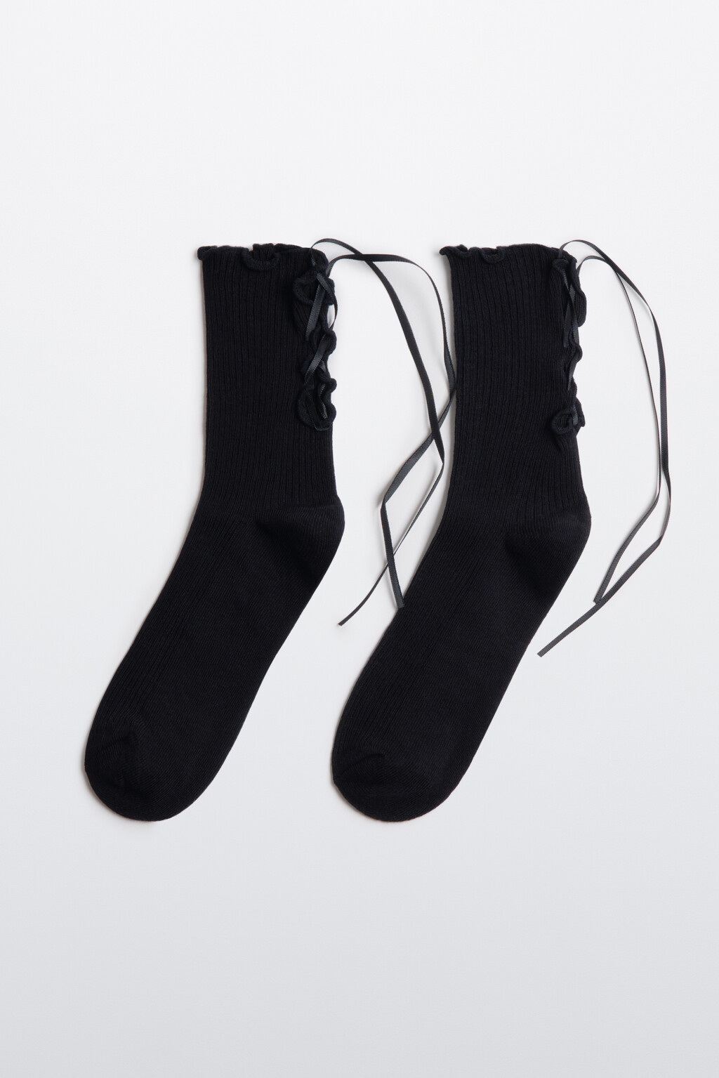 Носки с оборками и ленточками - цвет черный - 1