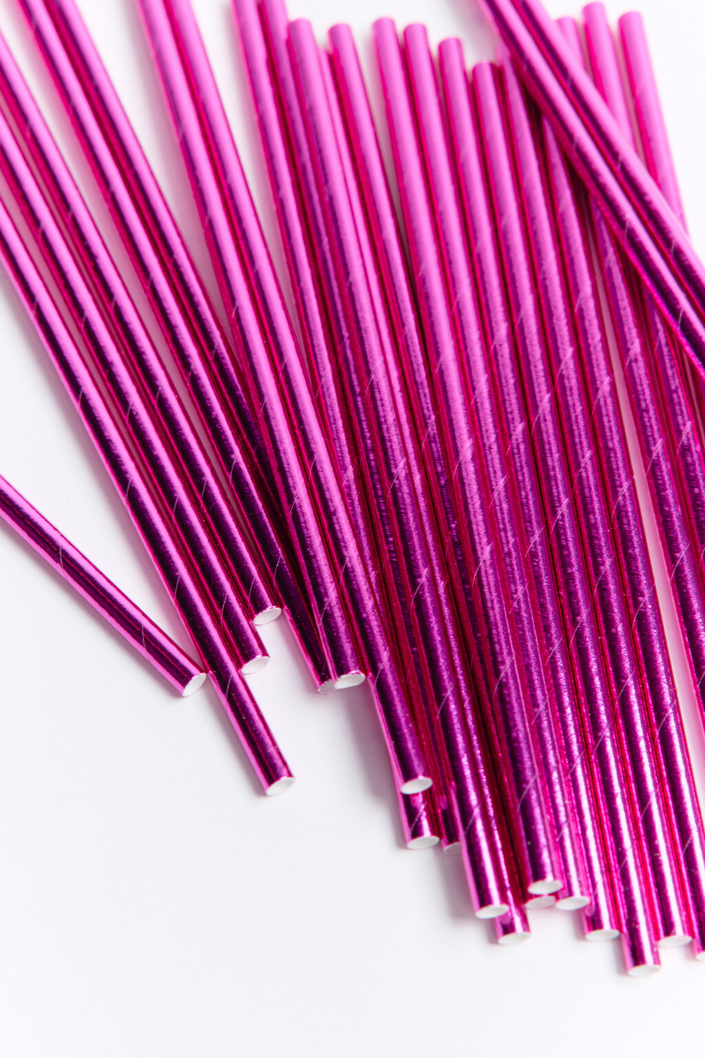 Набор бумажных трубочек для коктейлей - цвет розовый - 1