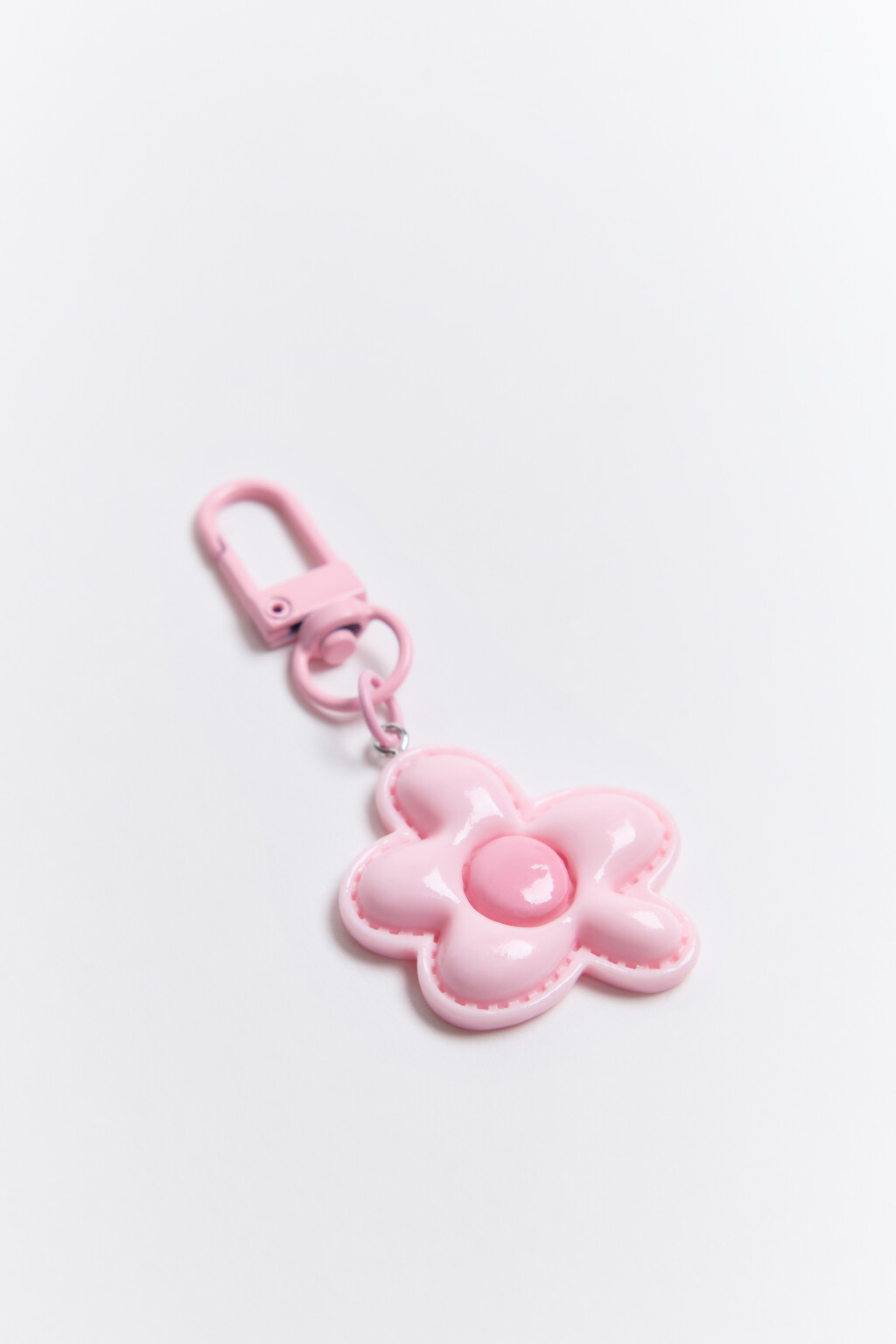 Брелок-обвес с объемным цветком - цвет серый - 2