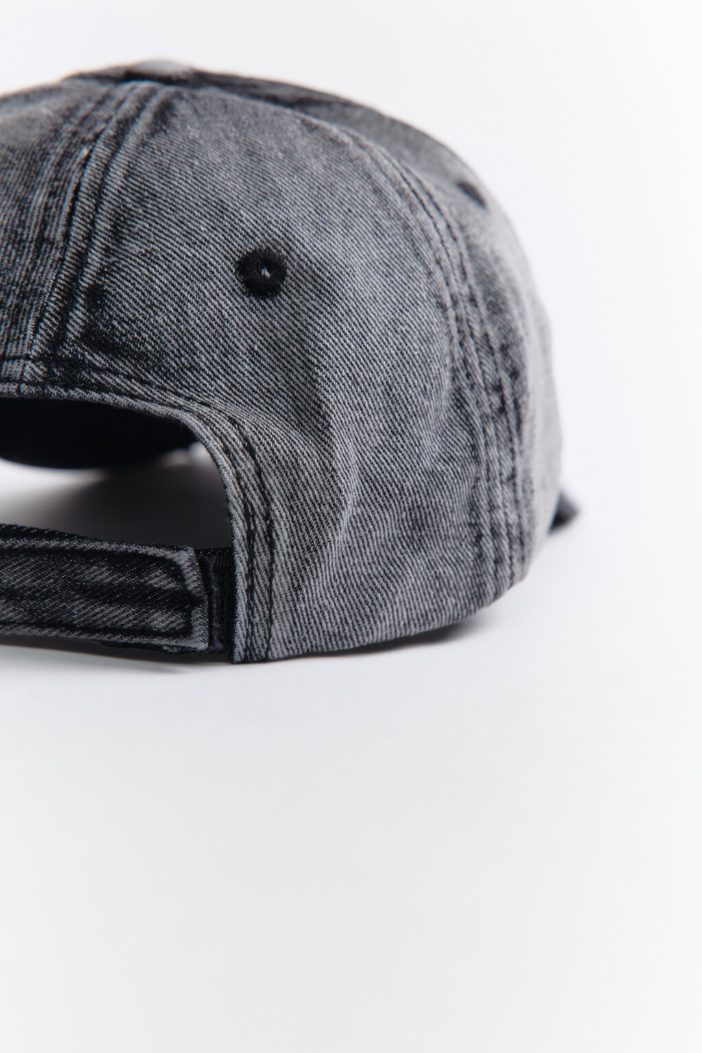 Кепка джинсовая с вареным эффектом - цвет черный - 4