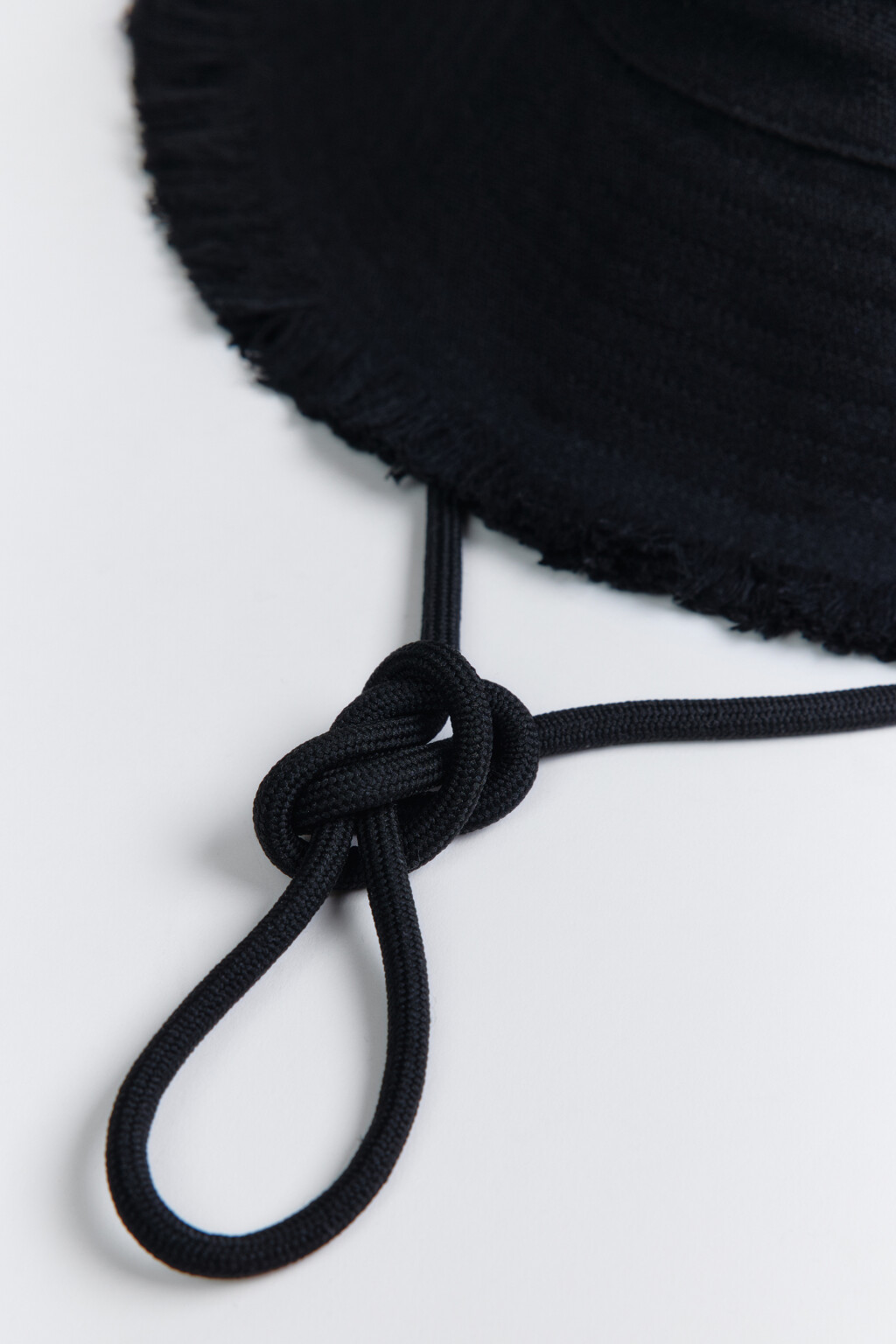 Панама с широкими полями и шнурком - цвет черный - 2