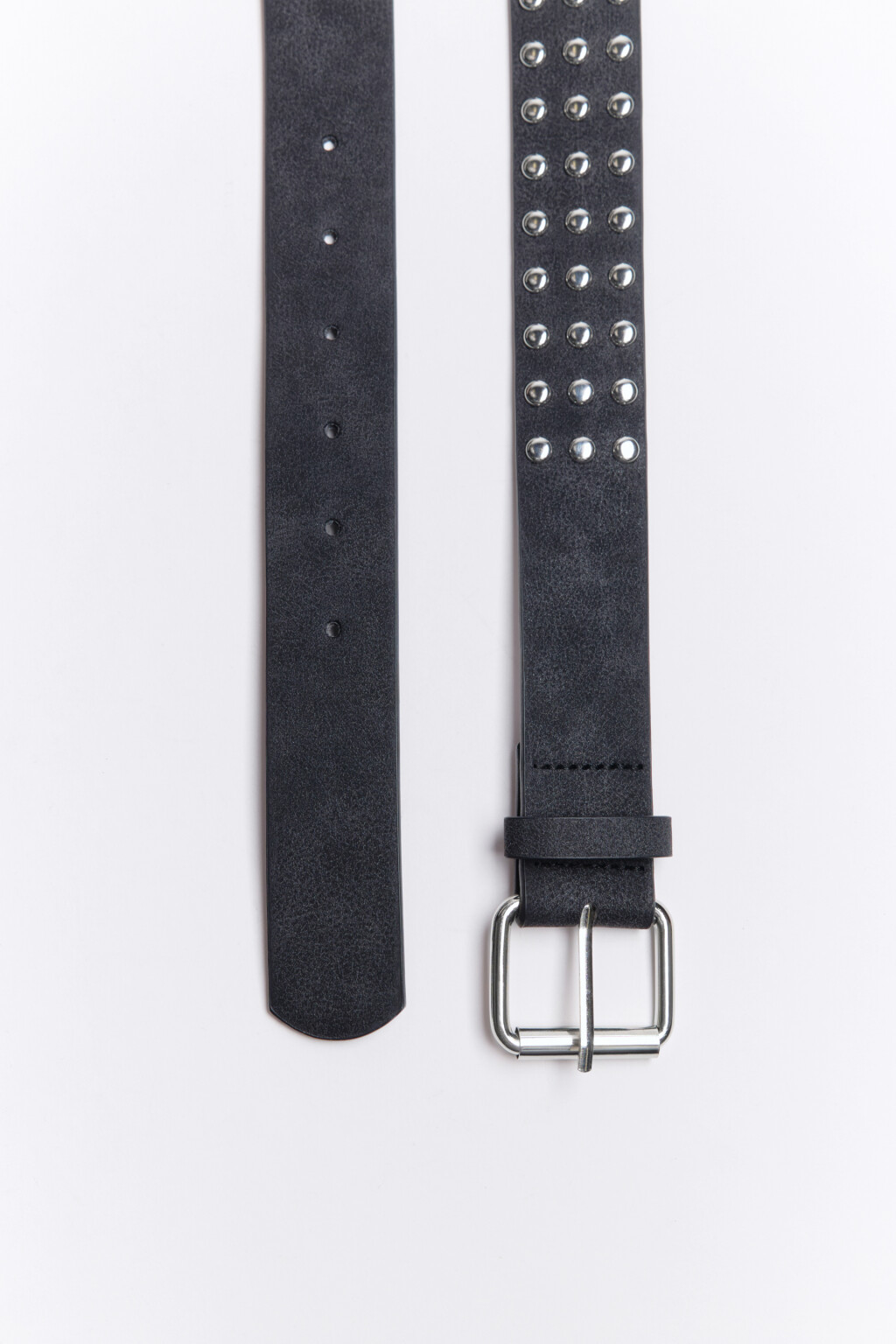 Ремень с металлическими заклепками - цвет черный - 2