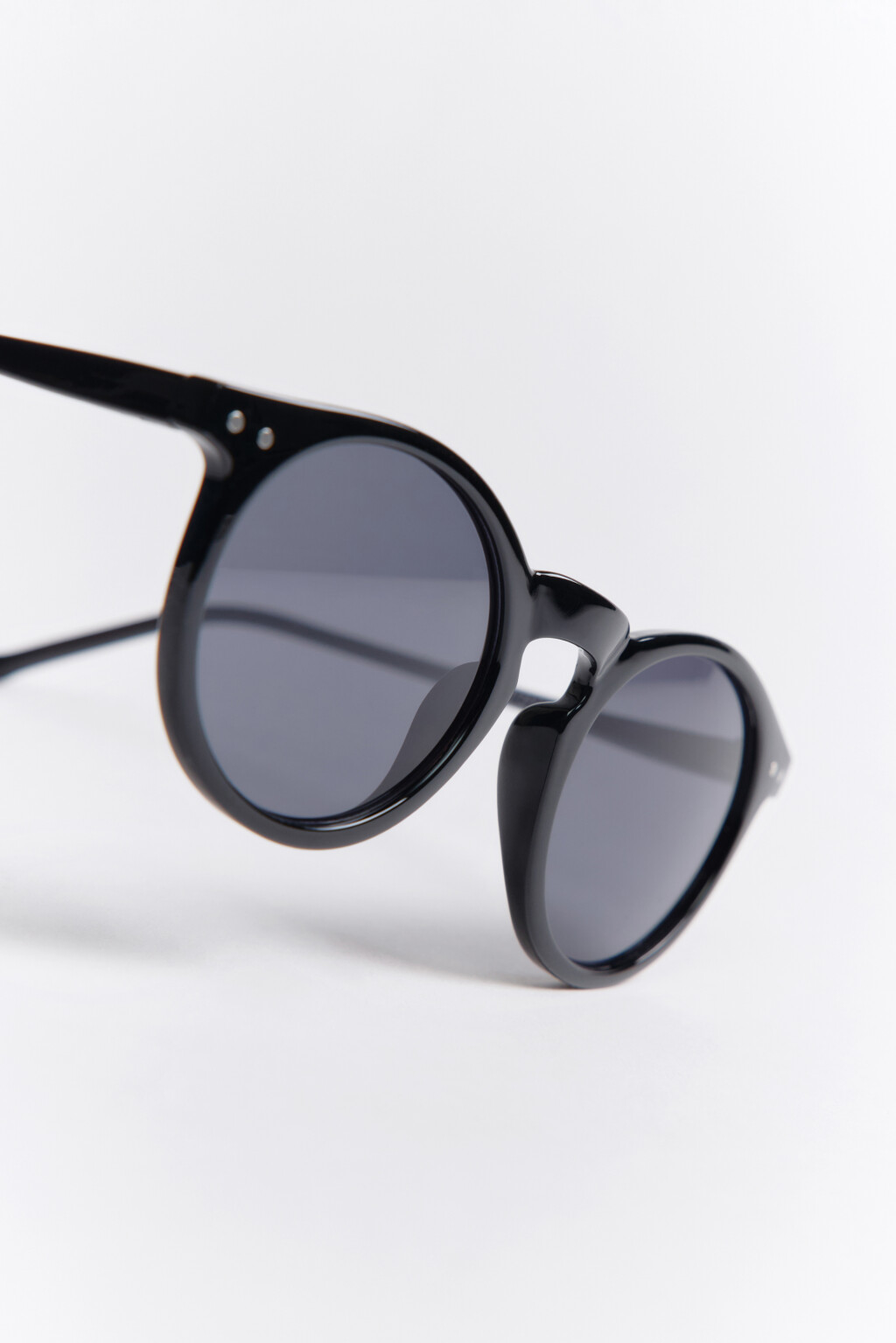 Очки солнцезащитные круглые - цвет черный - 4
