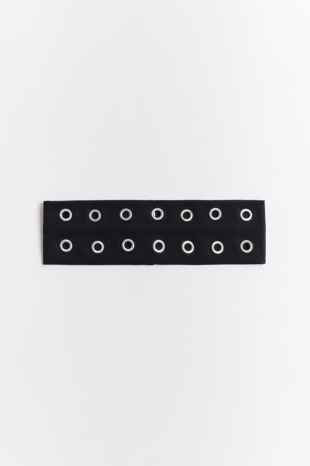 Повязка на голову с металлическими люверсами - цвет черный - 3