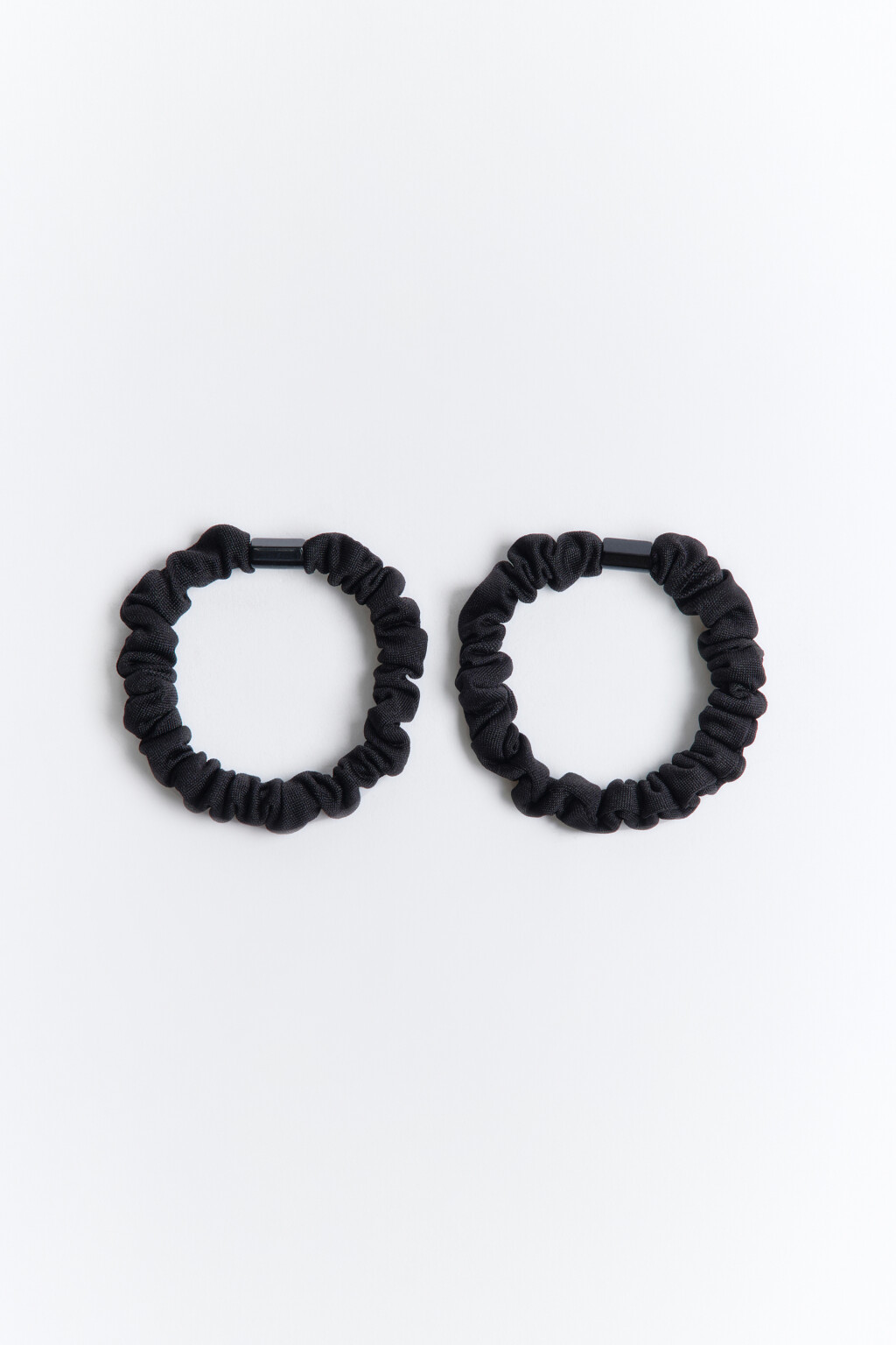 Набор резинок для волос (2 штуки) - цвет черный - 1