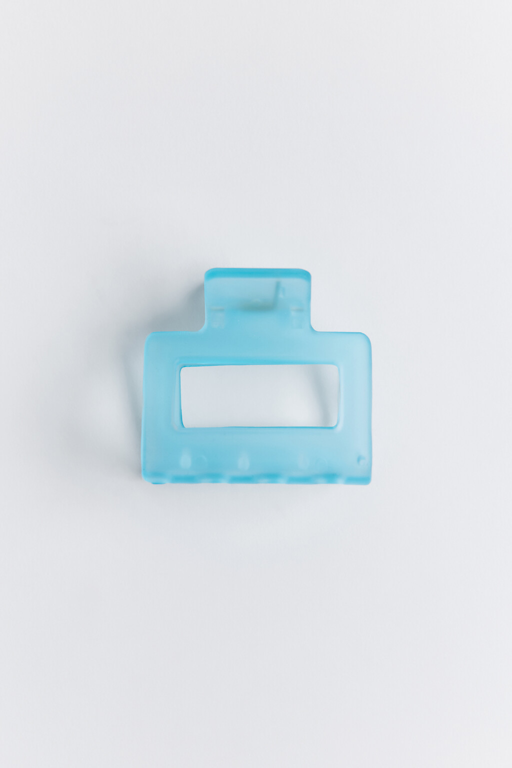 Заколка-краб для волос полупрозрачная - цвет голубой - 1