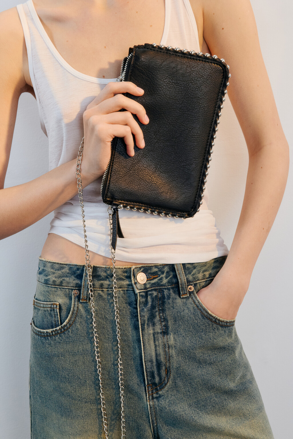 Сумка-клатч на цепочке - цвет черный - 3