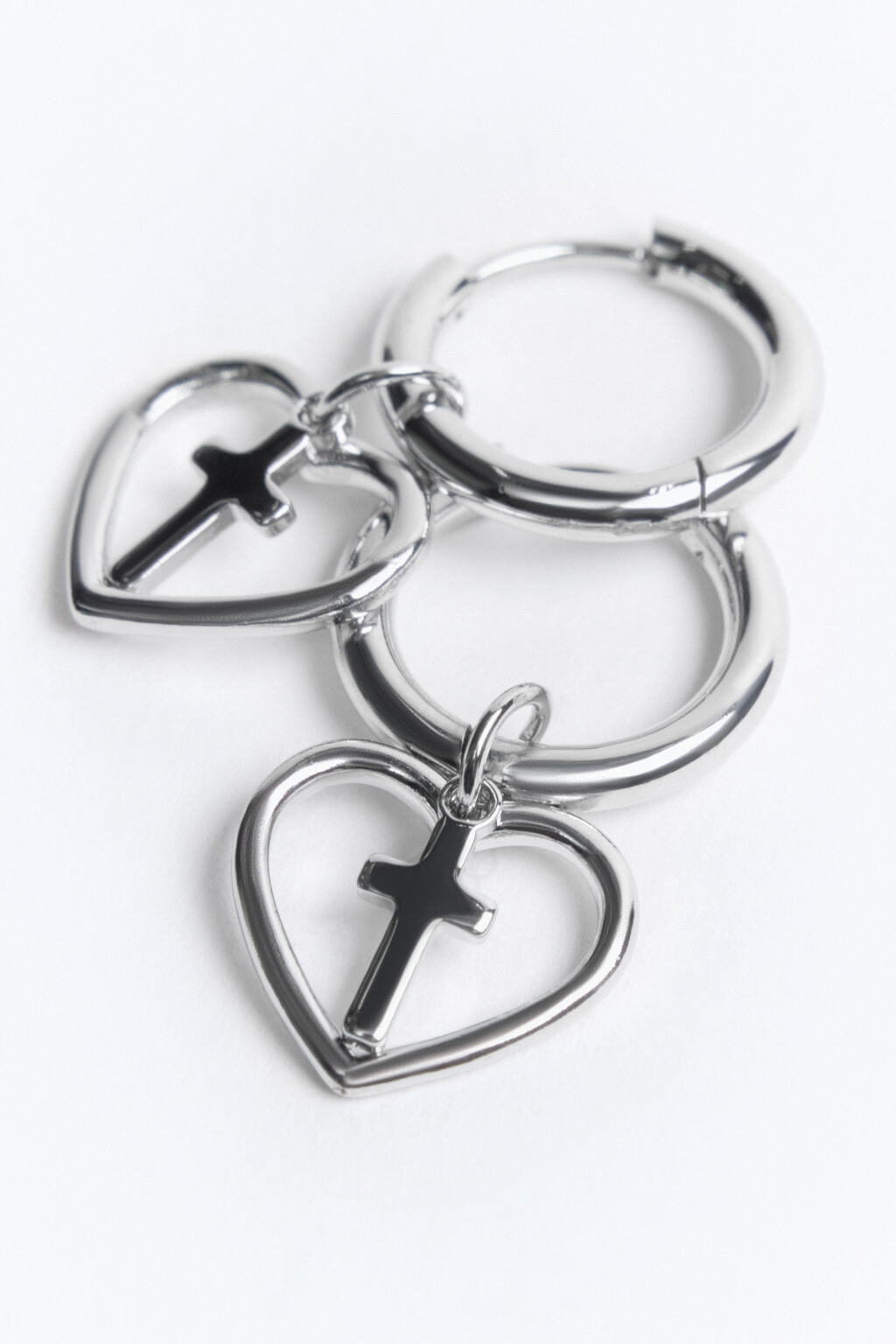 Серьги-конго с сердцами и крестиками - цвет серый - 1