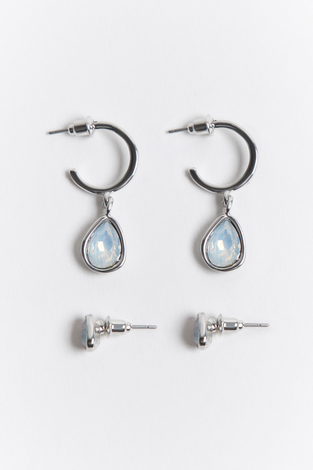 Набор серег с кристаллом (2 пары) - цвет серый - 1