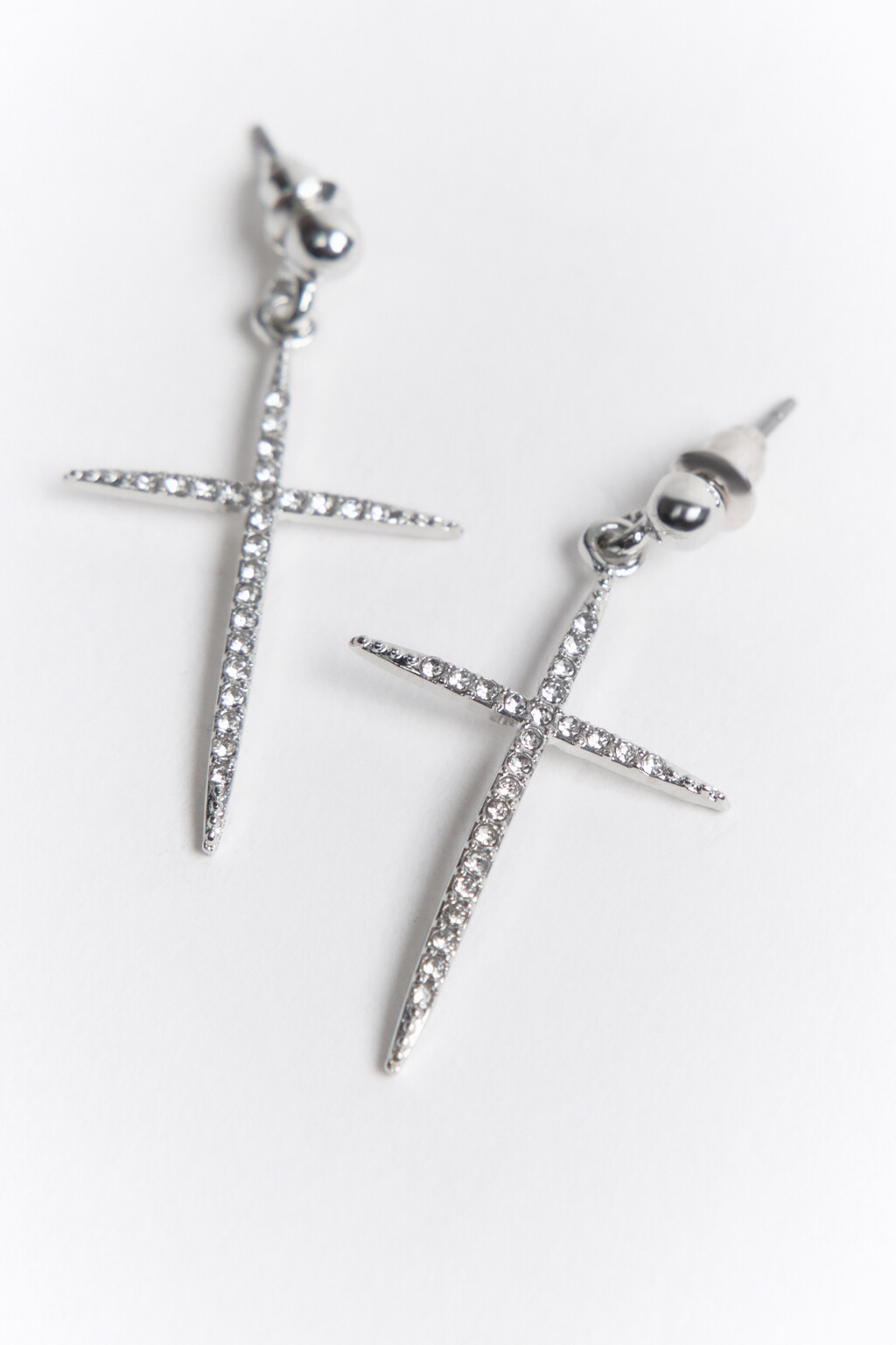 Серьги-гвоздики с крестами и стразами - цвет серый - 3