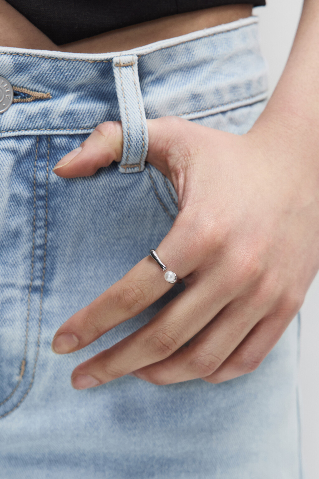 Кольцо несмыкающееся с бусинкой - цвет серый - 1