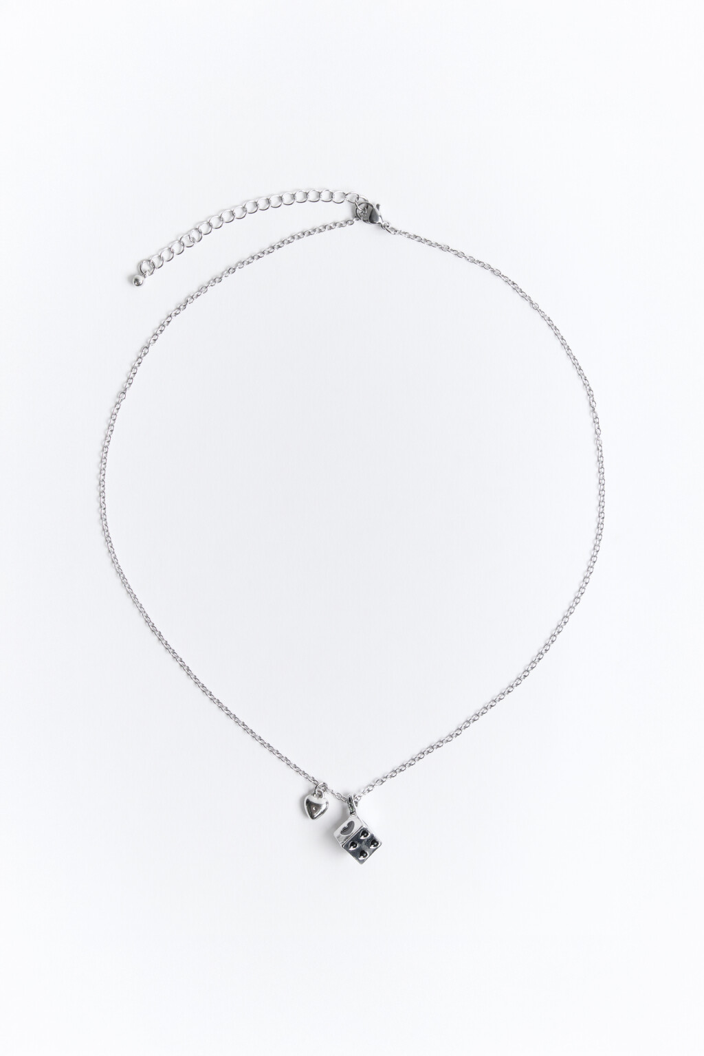 Цепочка на шею с игральным кубиком - цвет серый - 1