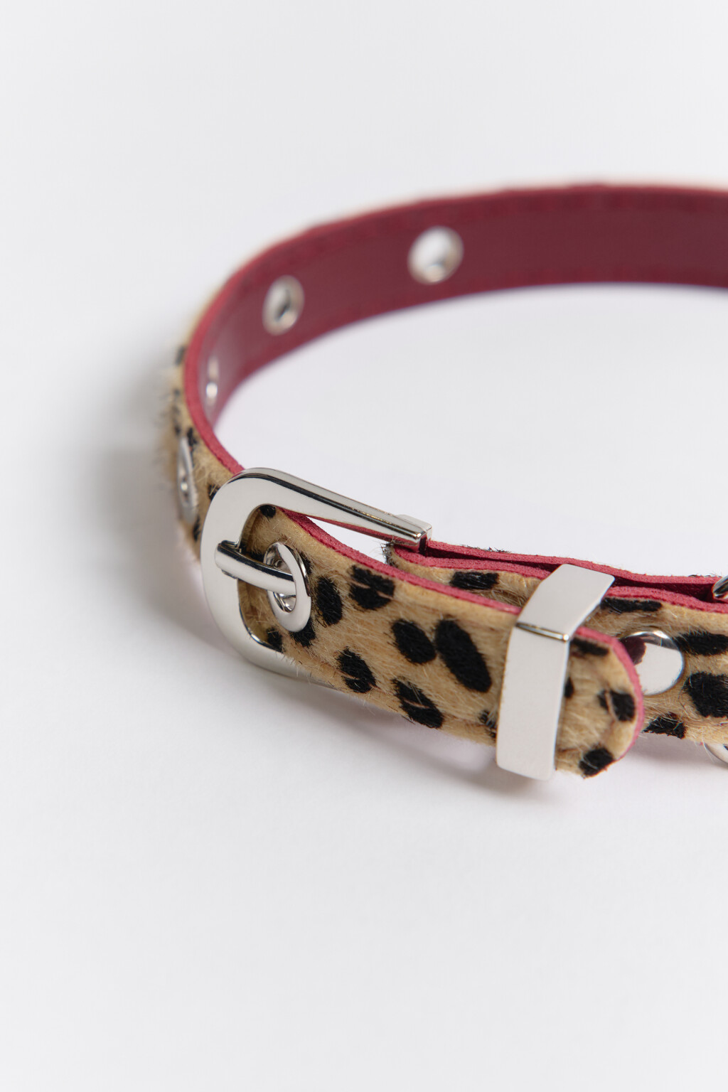 Колье-ремешок с леопардовым принтом - цвет серый - 4