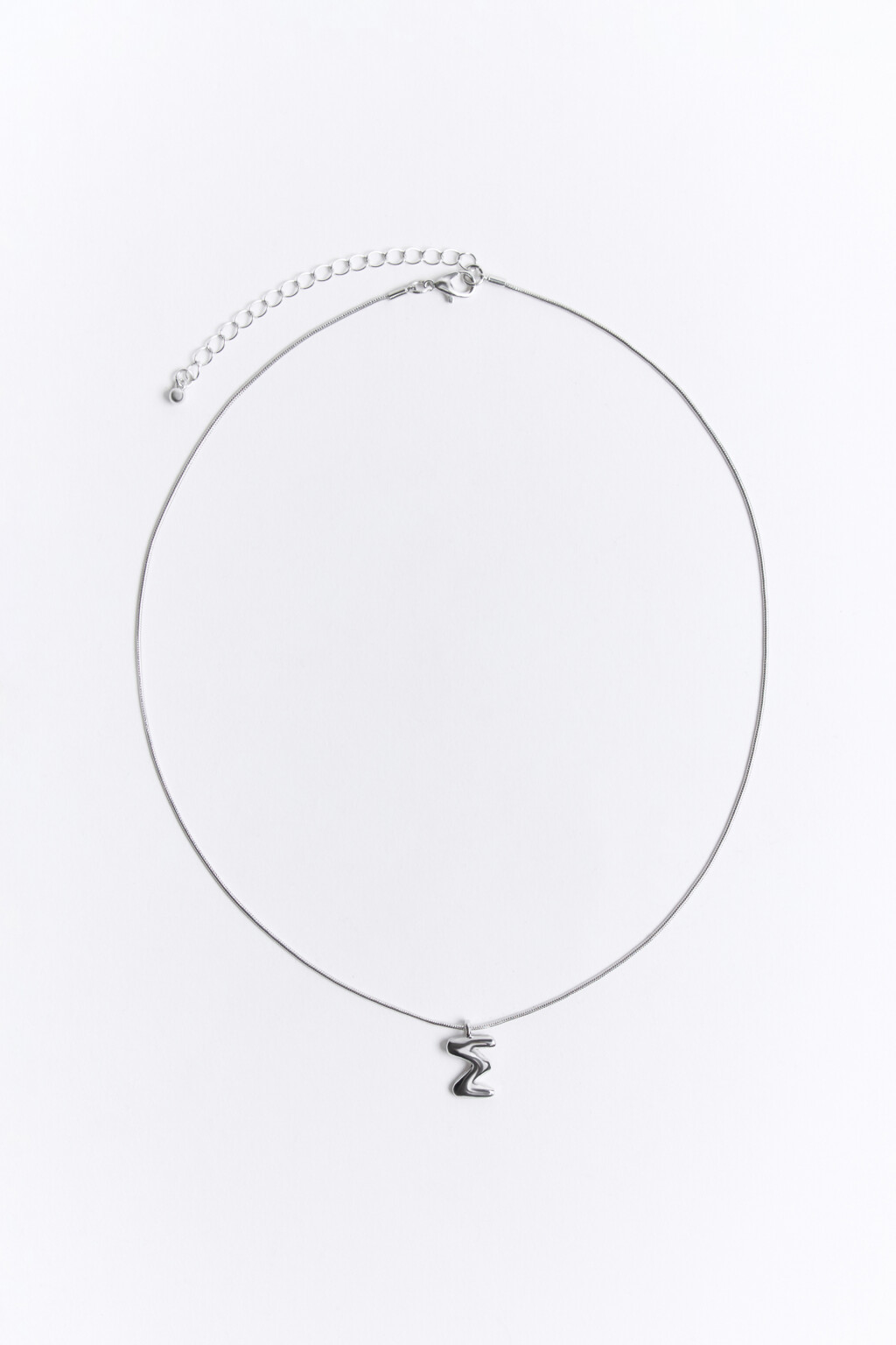 Цепочка на шею с подвеской-буквой - цвет белый - 1