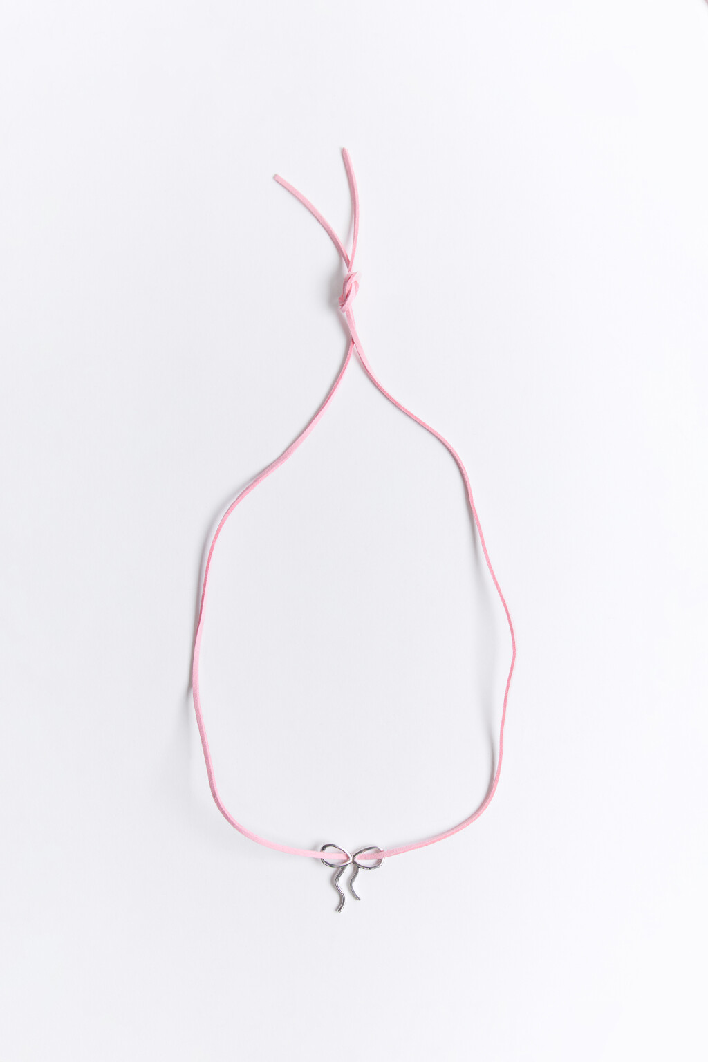 Колье-шнурок с серебристым бантиком - цвет серый - 1