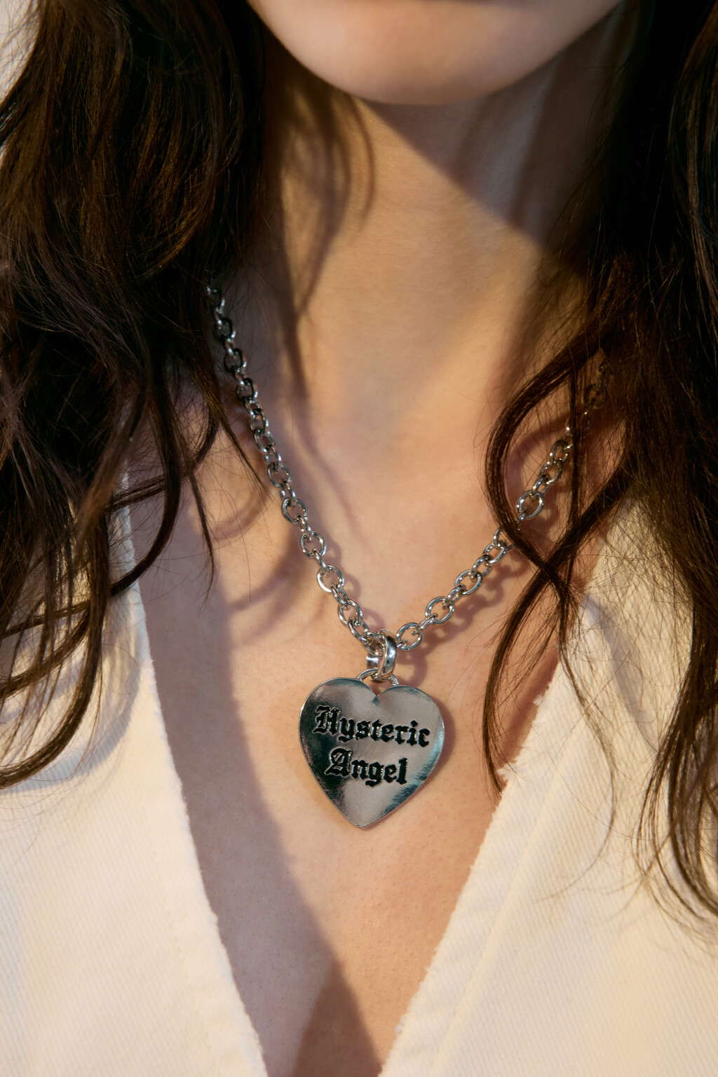 Цепочка на шею с сердцем и надписью - цвет серый - 2