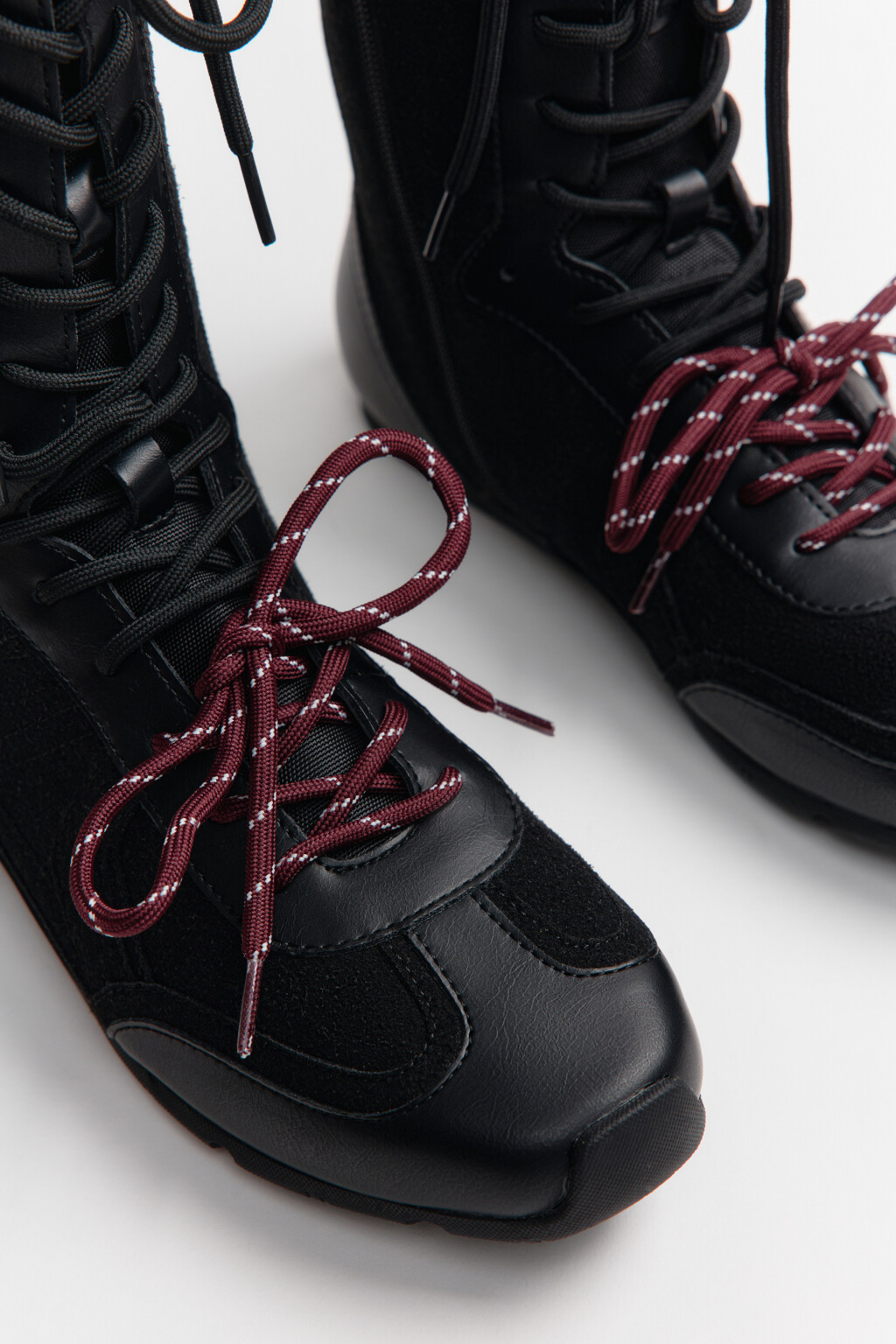Кроссовки высокие с двойной шнуровкой - цвет черный - 10