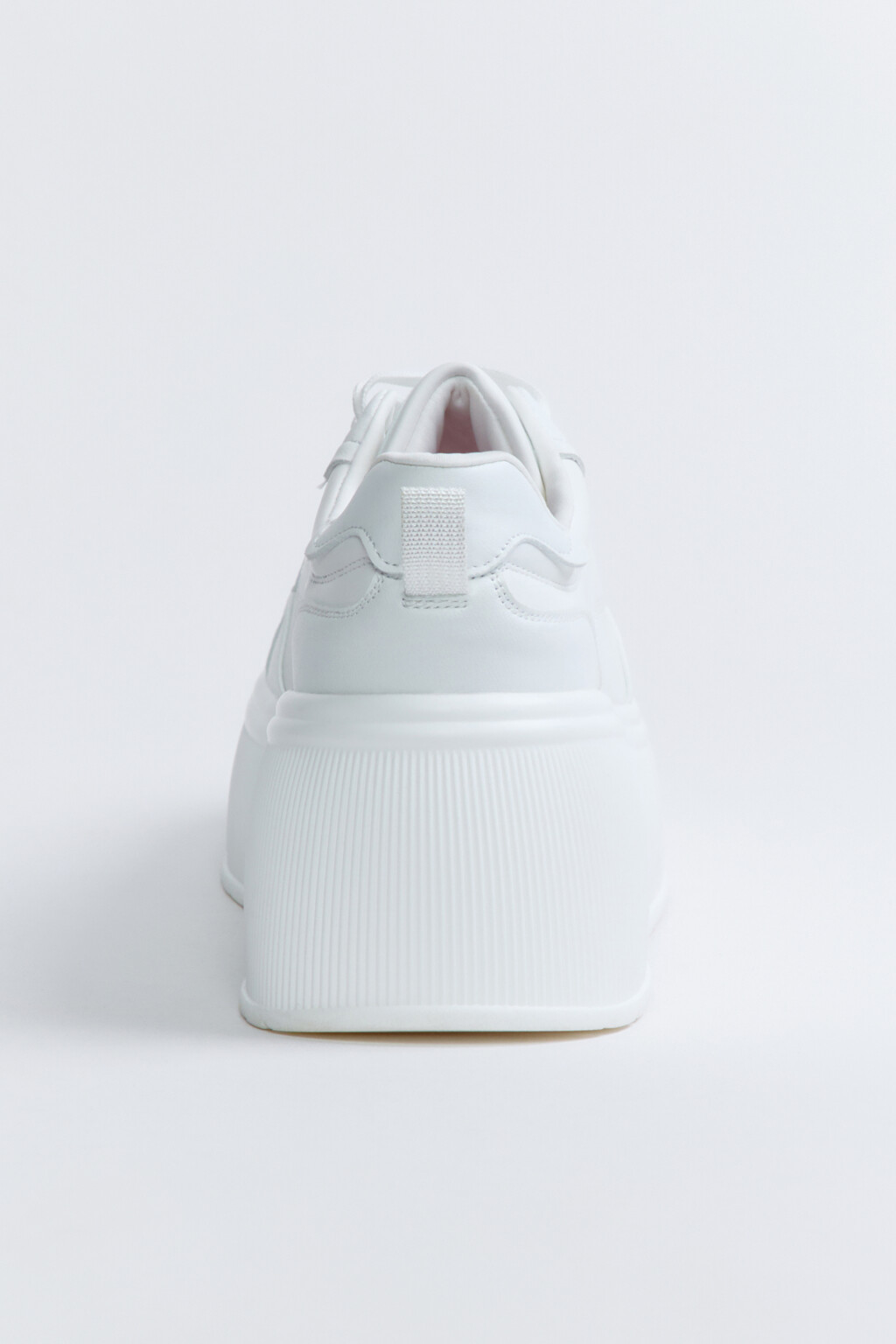 Кеды на платформе с бусинами - цвет белый - 4