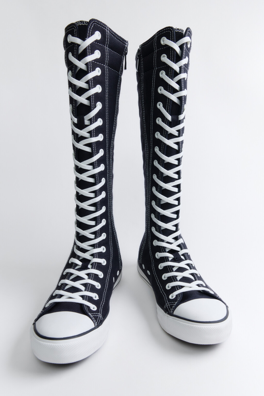 Кеды экстравысокие со шнуровкой и молнией - цвет черный - 6