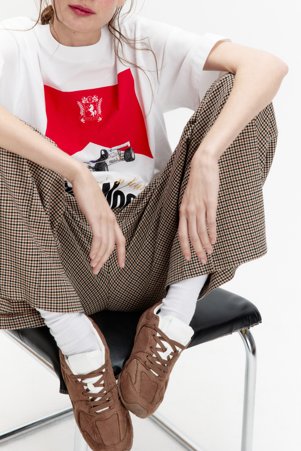 Кроссовки низкие с контрастной отделкой - цвет коричневый - 2