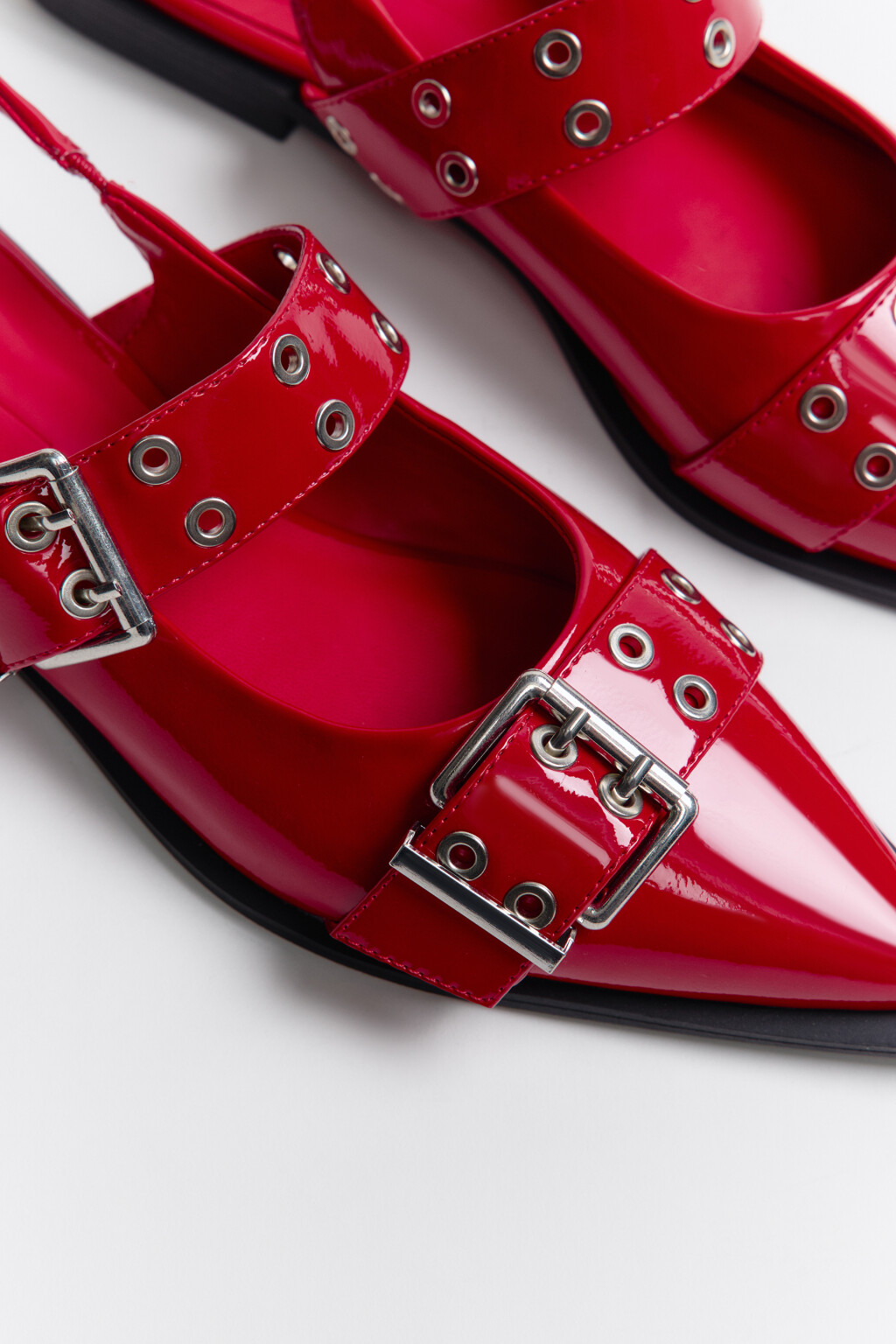 Туфли-слингбэки с широкими ремешками - цвет красный - 5