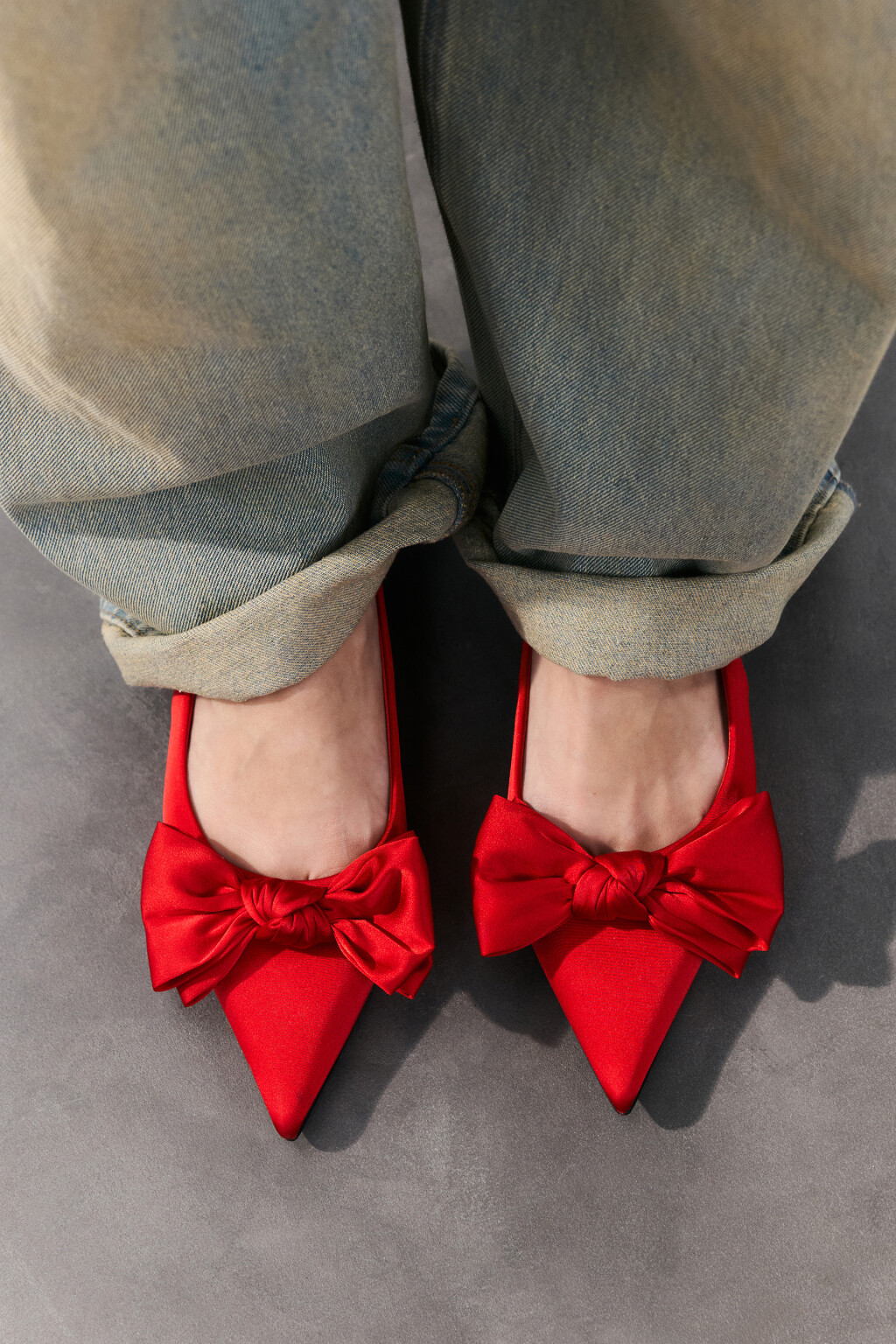 Туфли-слингбэки атласные с бантом - цвет красный - 2