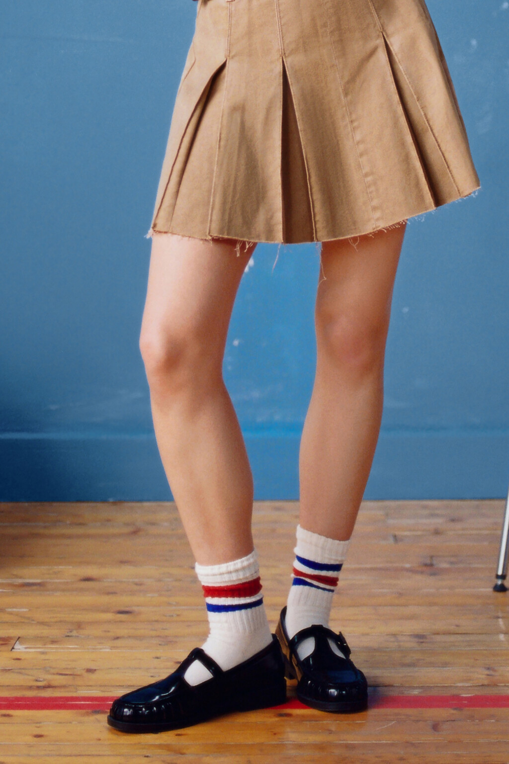 Туфли-лоферы с ремешком - цвет черный - 10