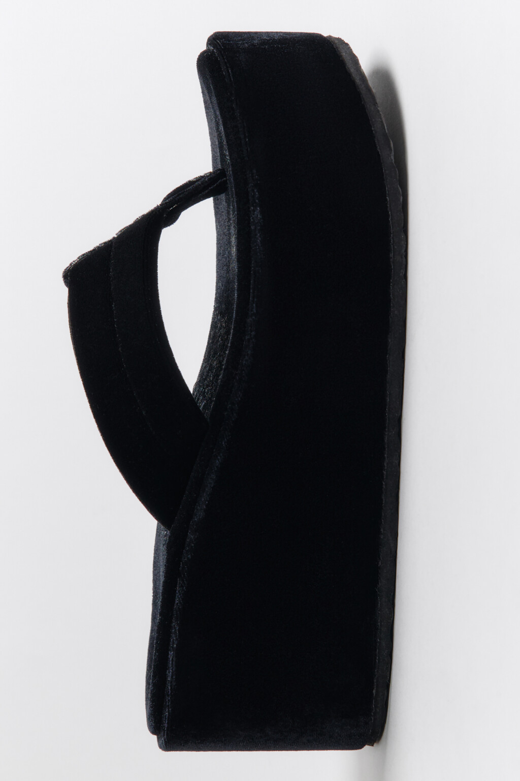 Сабо-вьетнамки на массивной платформе - цвет черный - 5