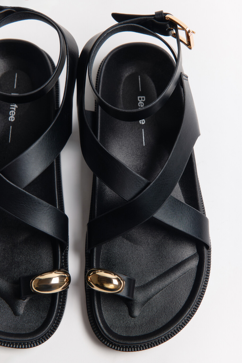 Сандалии на гибкой подошве с ремешками - цвет черный - 8