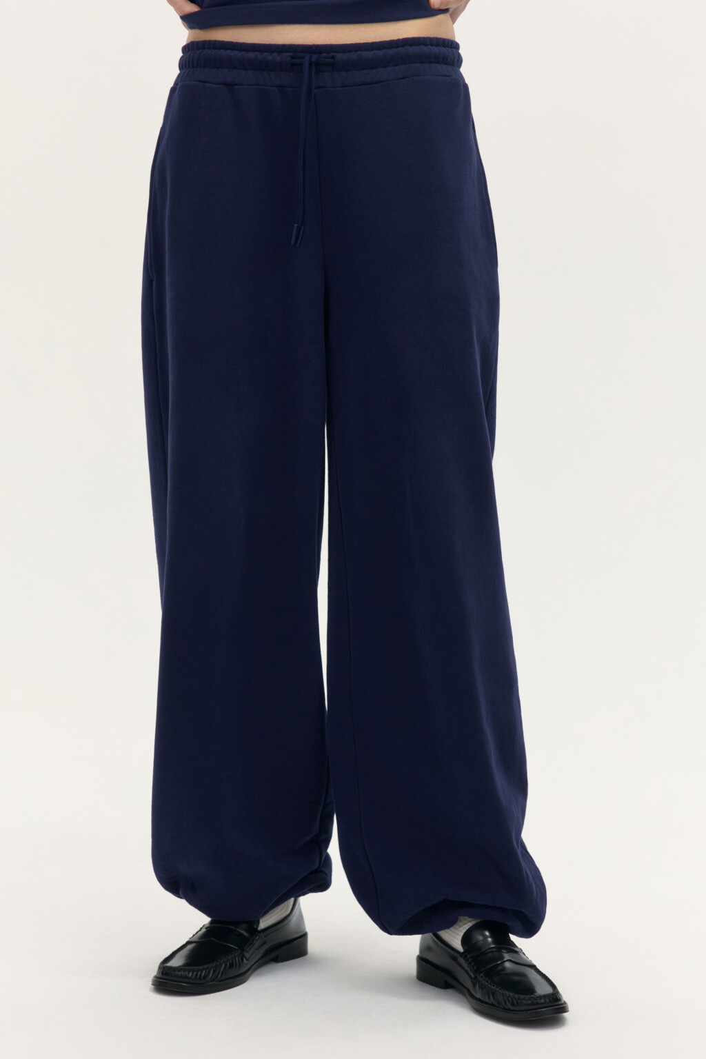 Брюки-джоггеры широкие из футера - цвет синий - 3