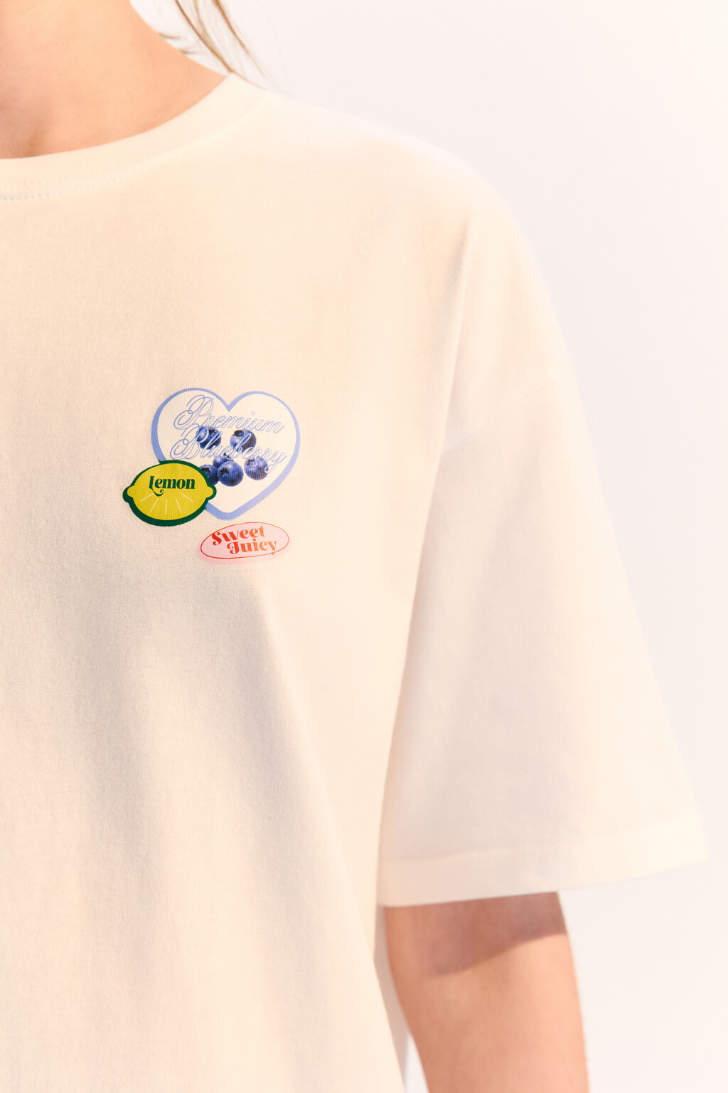 Футболка хлопковая с летним принтом - цвет белый - 6