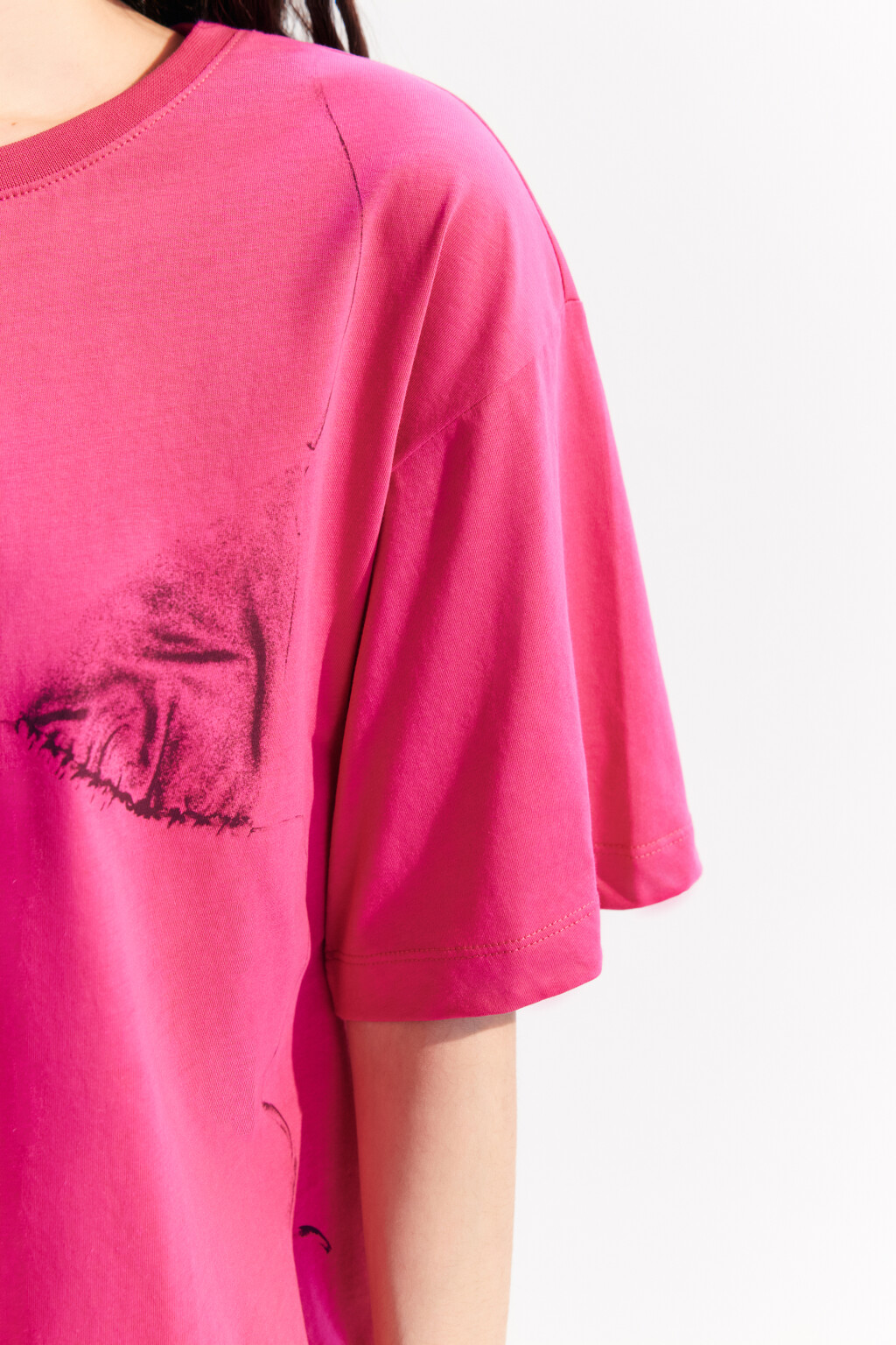 Футболка хлопковая с принтом-бикини - цвет розовый - 6