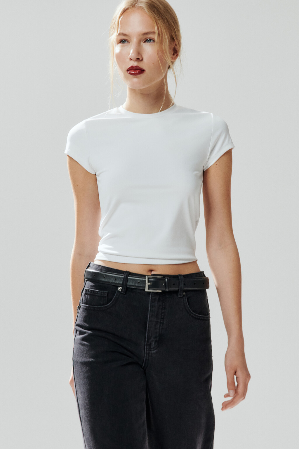 Футболка-топ облегающая - цвет белый - 1