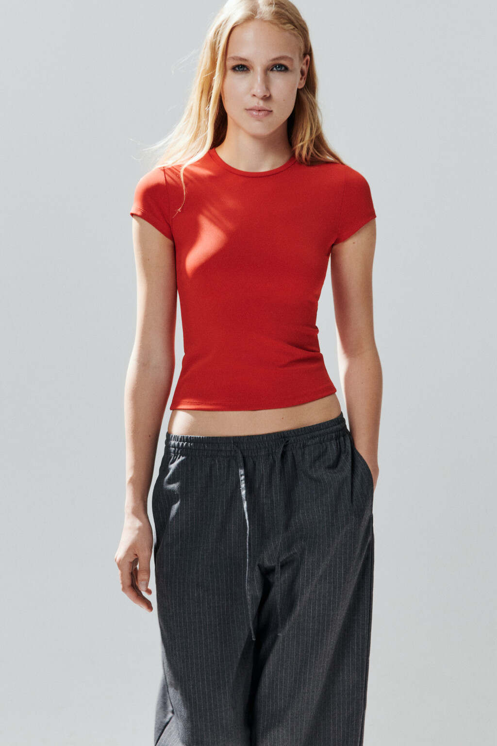 Футболка-топ облегающая - цвет красный - 1