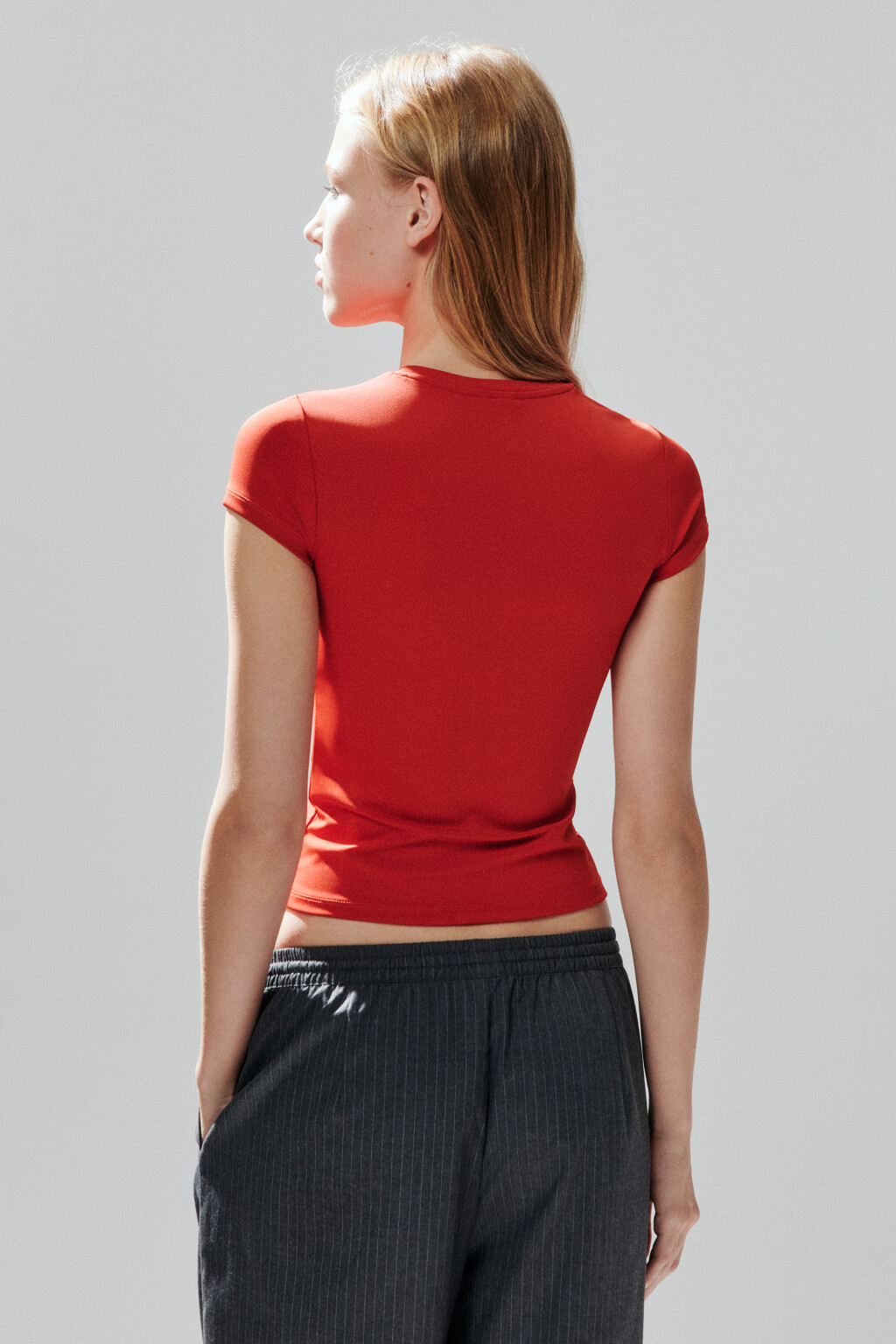 Футболка-топ облегающая - цвет красный - 3