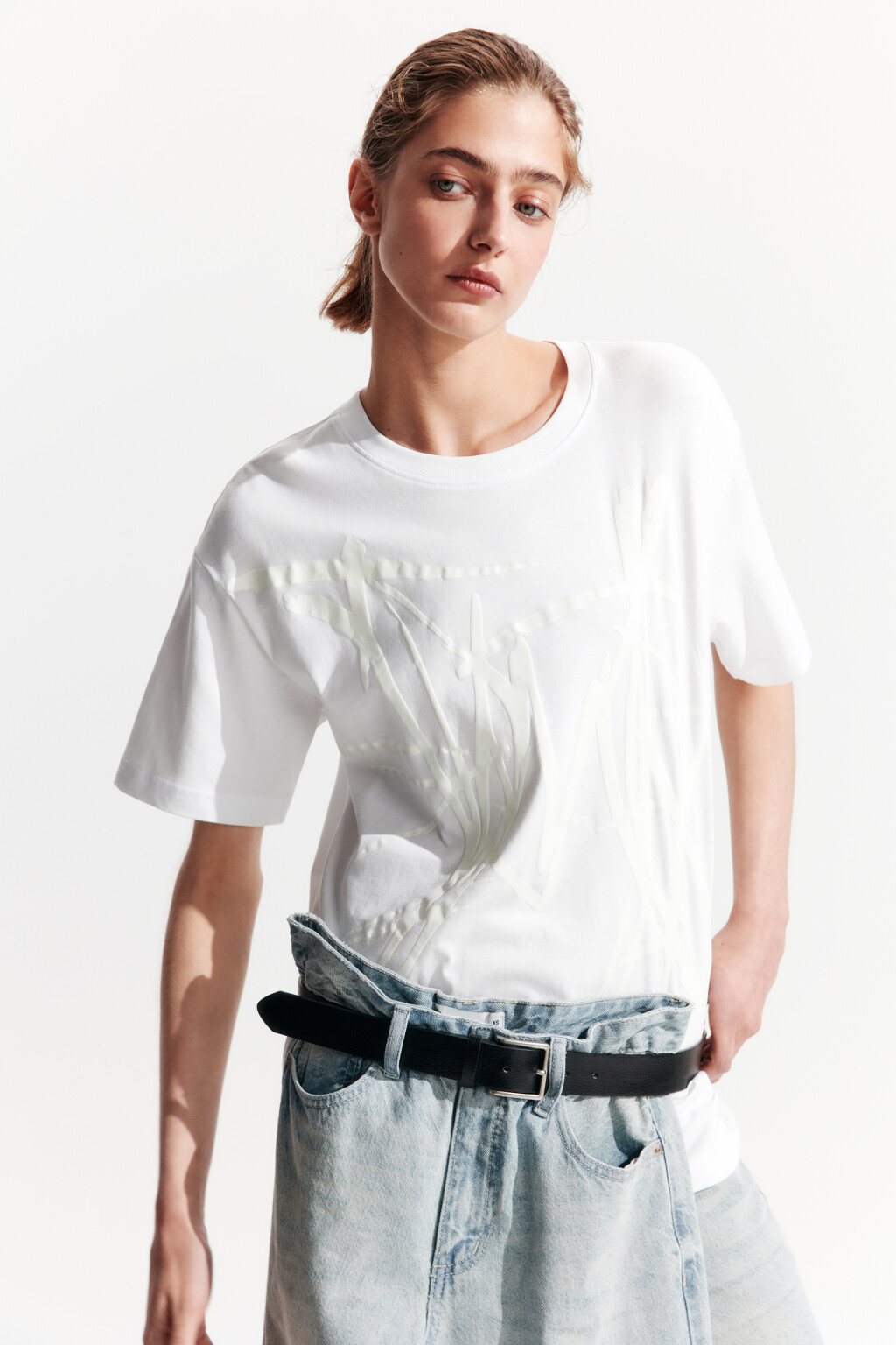 Футболка с люминесцентным принтом - цвет белый - 1