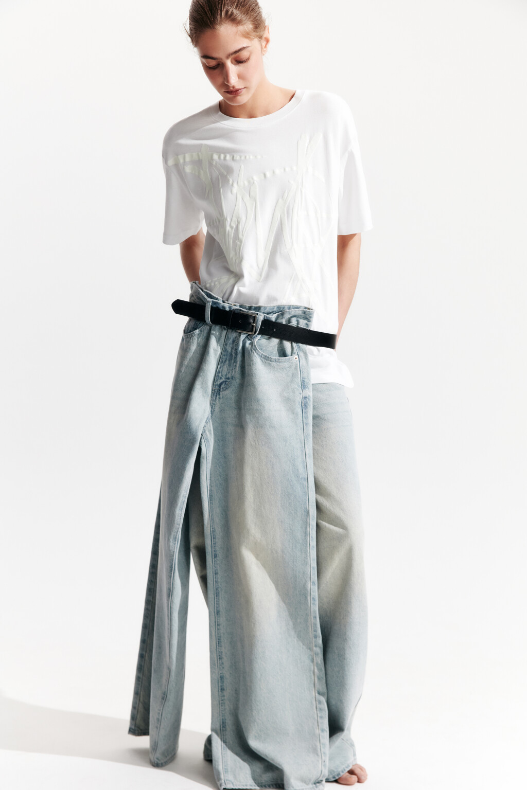 Футболка с люминесцентным принтом - цвет белый - 6