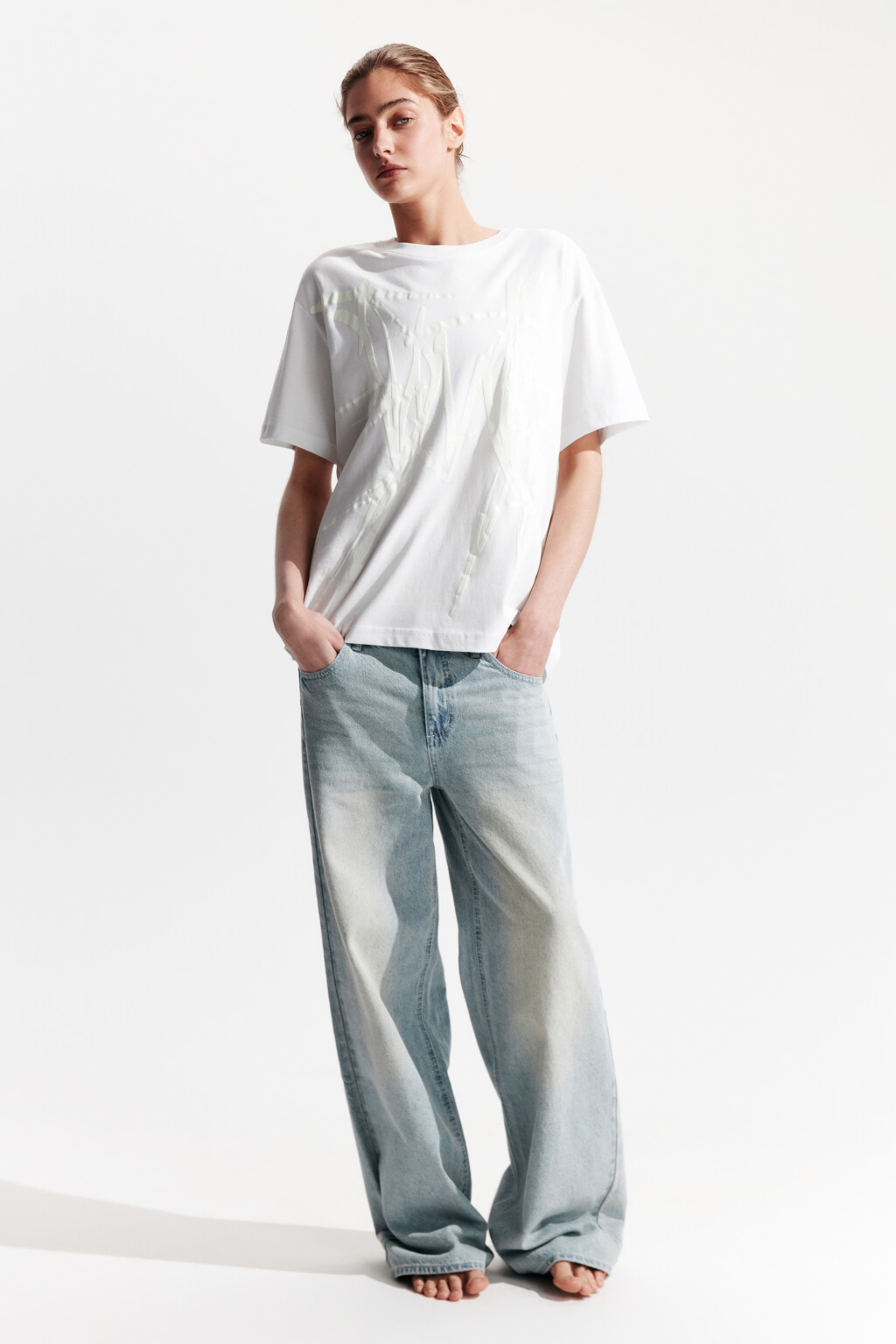 Футболка с люминесцентным принтом - цвет белый - 4